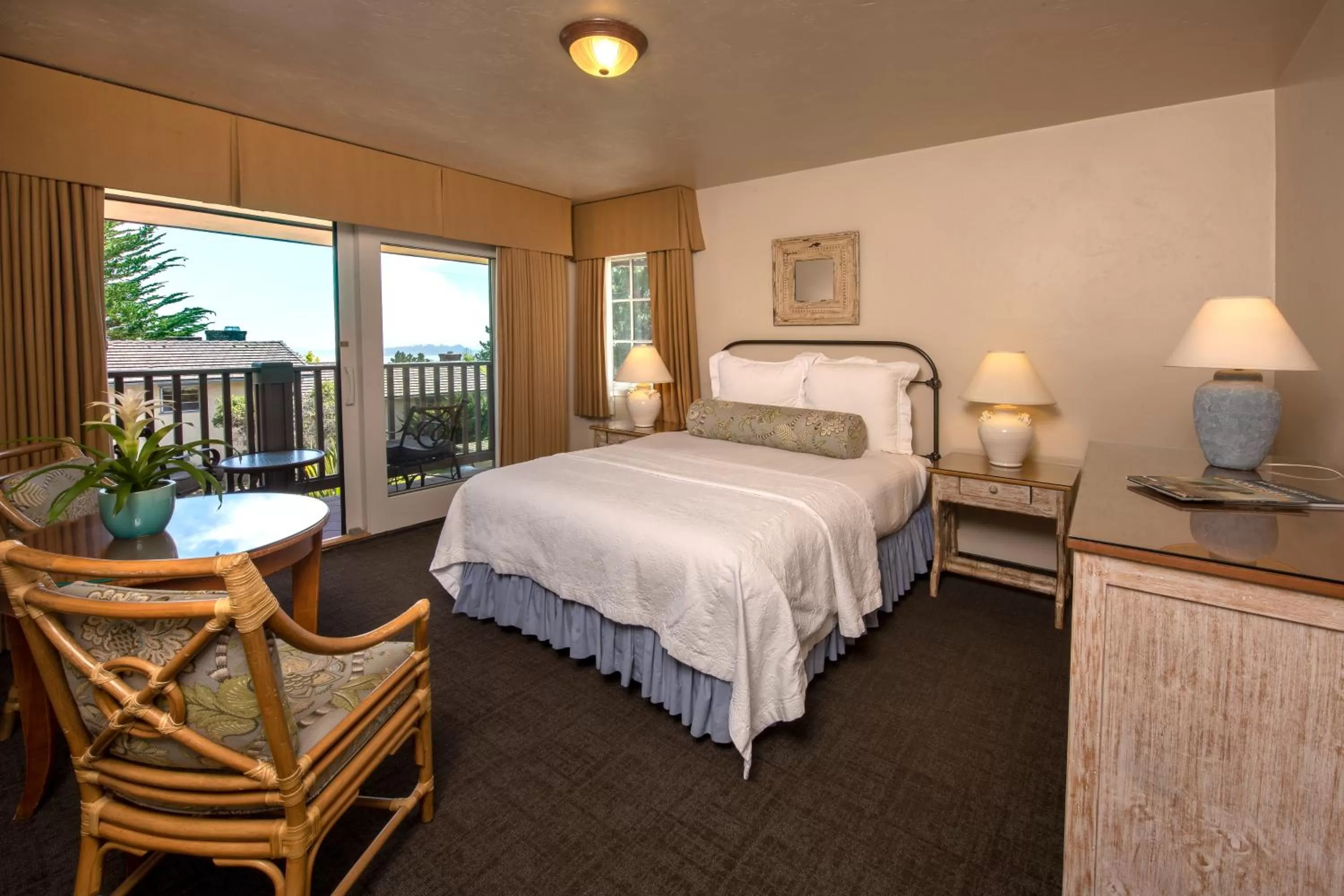 Neighbourhood, Bed in Horizon Inn & Ocean View Lodge