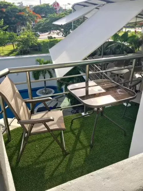 Balcony/Terrace in Hotel Blue Star Cancun Balcony/Terrace in Hotel Blue Star Cancun