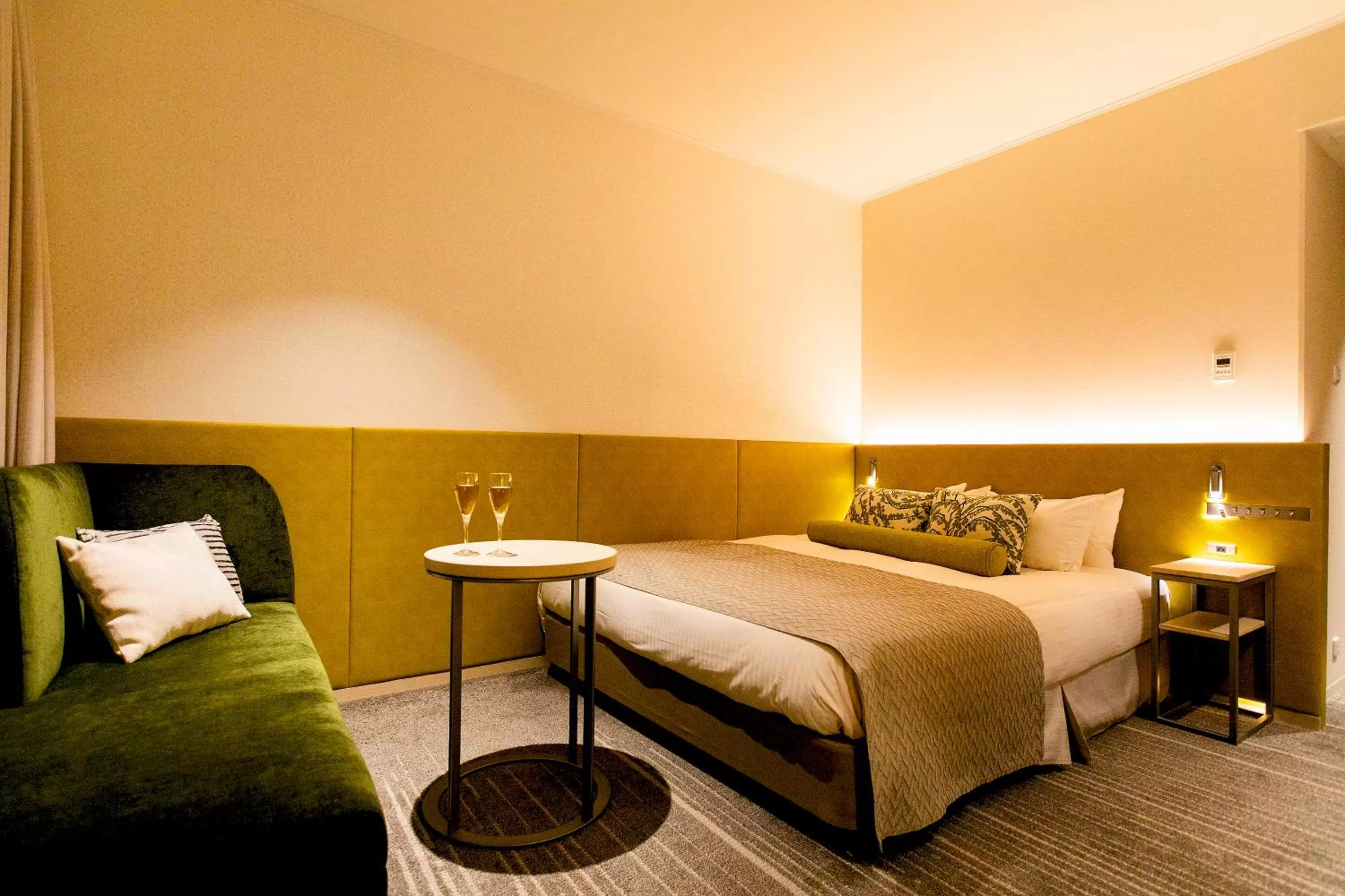 Bed in Hotel Nikko Himeji