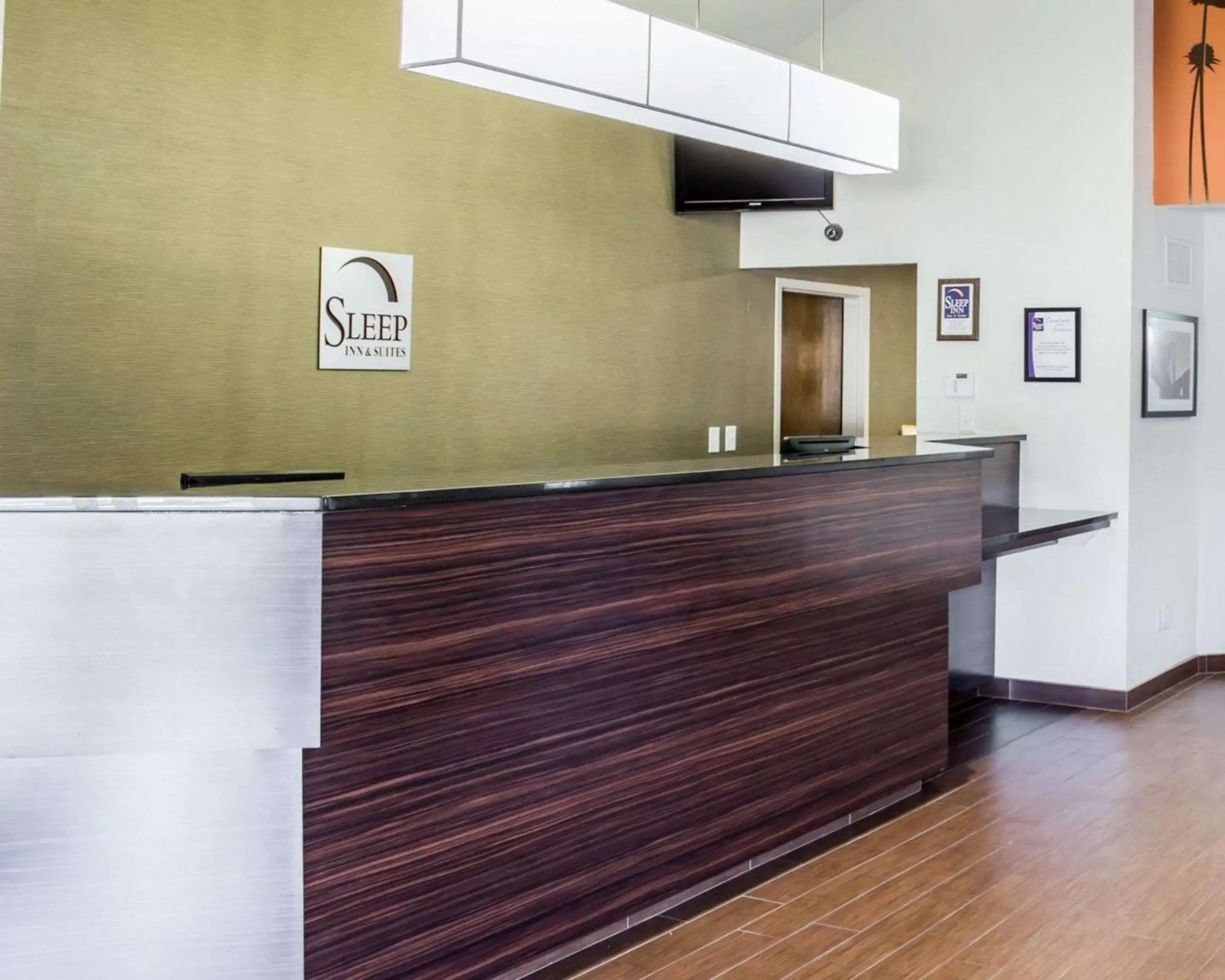 Lobby or reception, Lobby/Reception in Sleep Inn & Suites Spring Lake - Fayetteville Near Fort Liberty