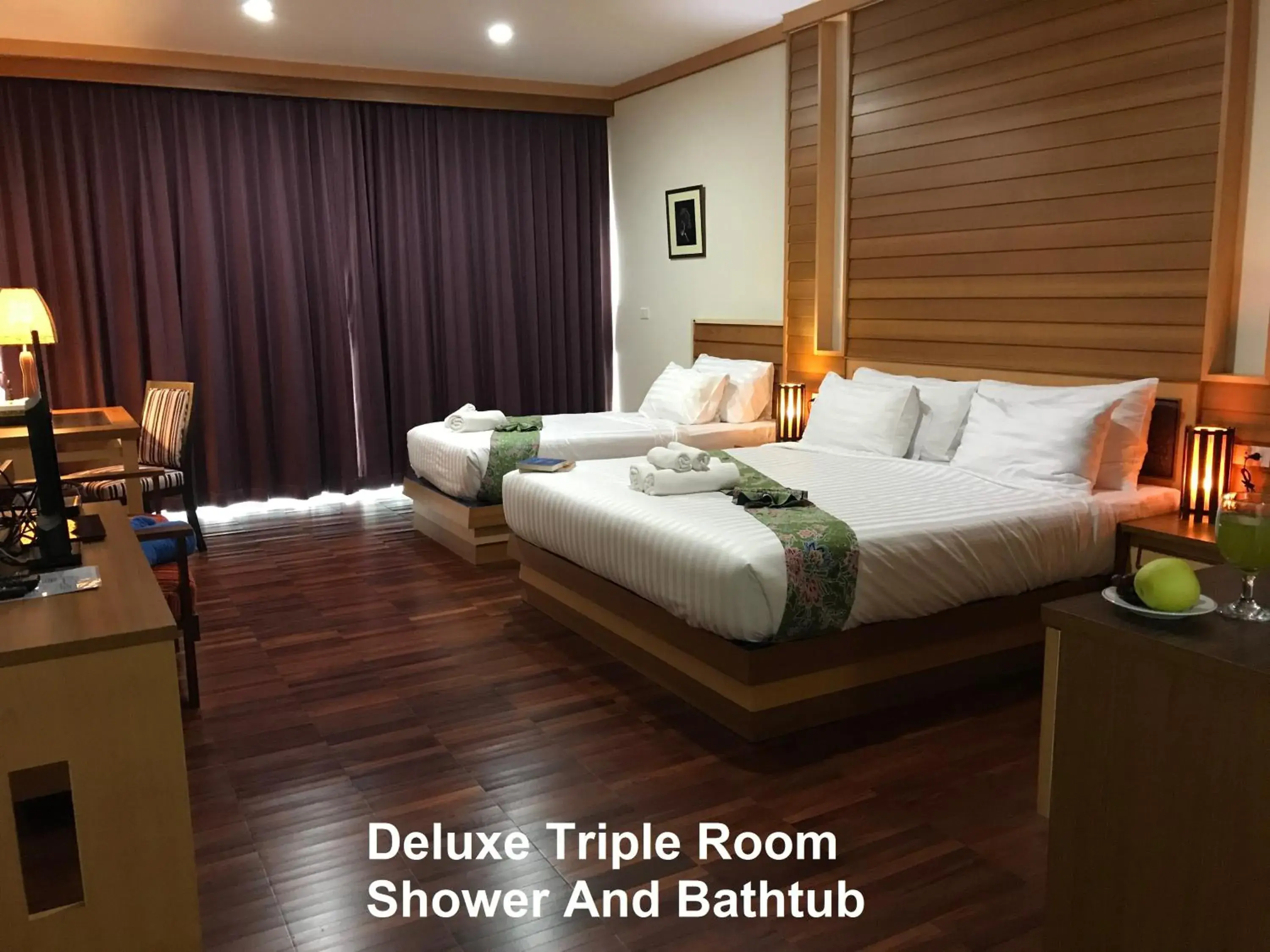 Bed in Taman Resort