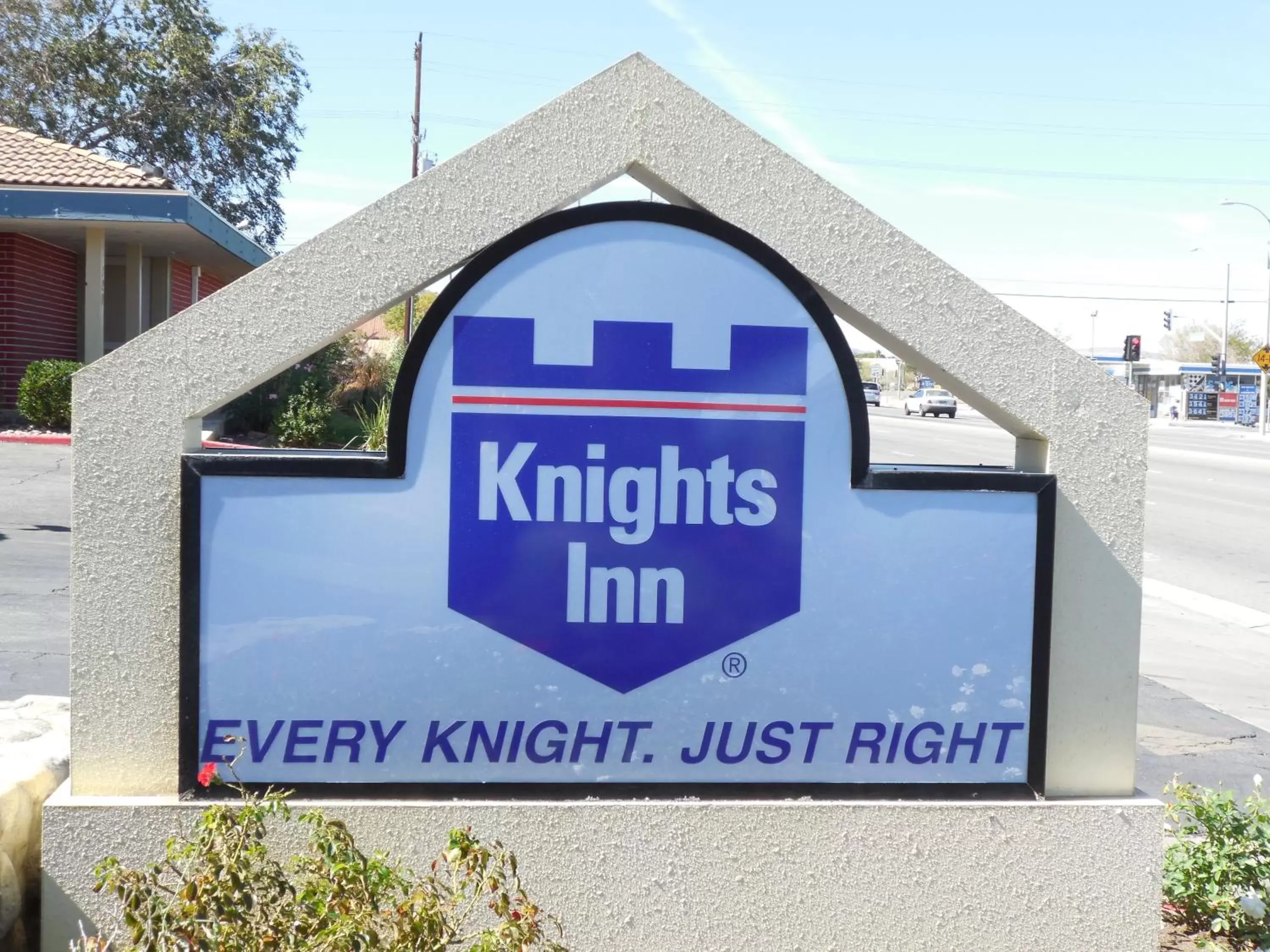 Property logo or sign, Property Building in Knights Inn Palmdale