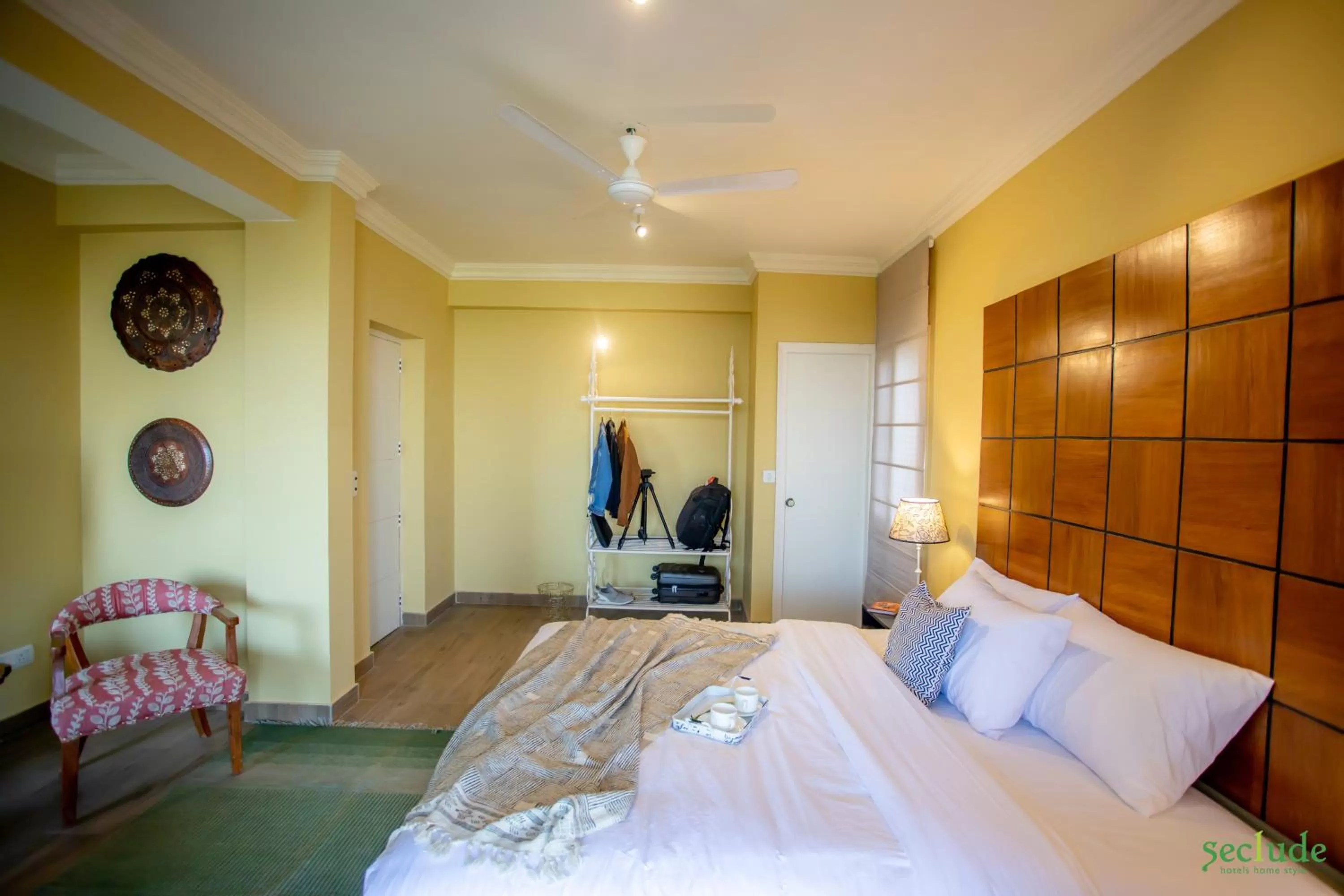 Photo of the whole room, Bed in Seclude Kasauli, Himachal Pradesh