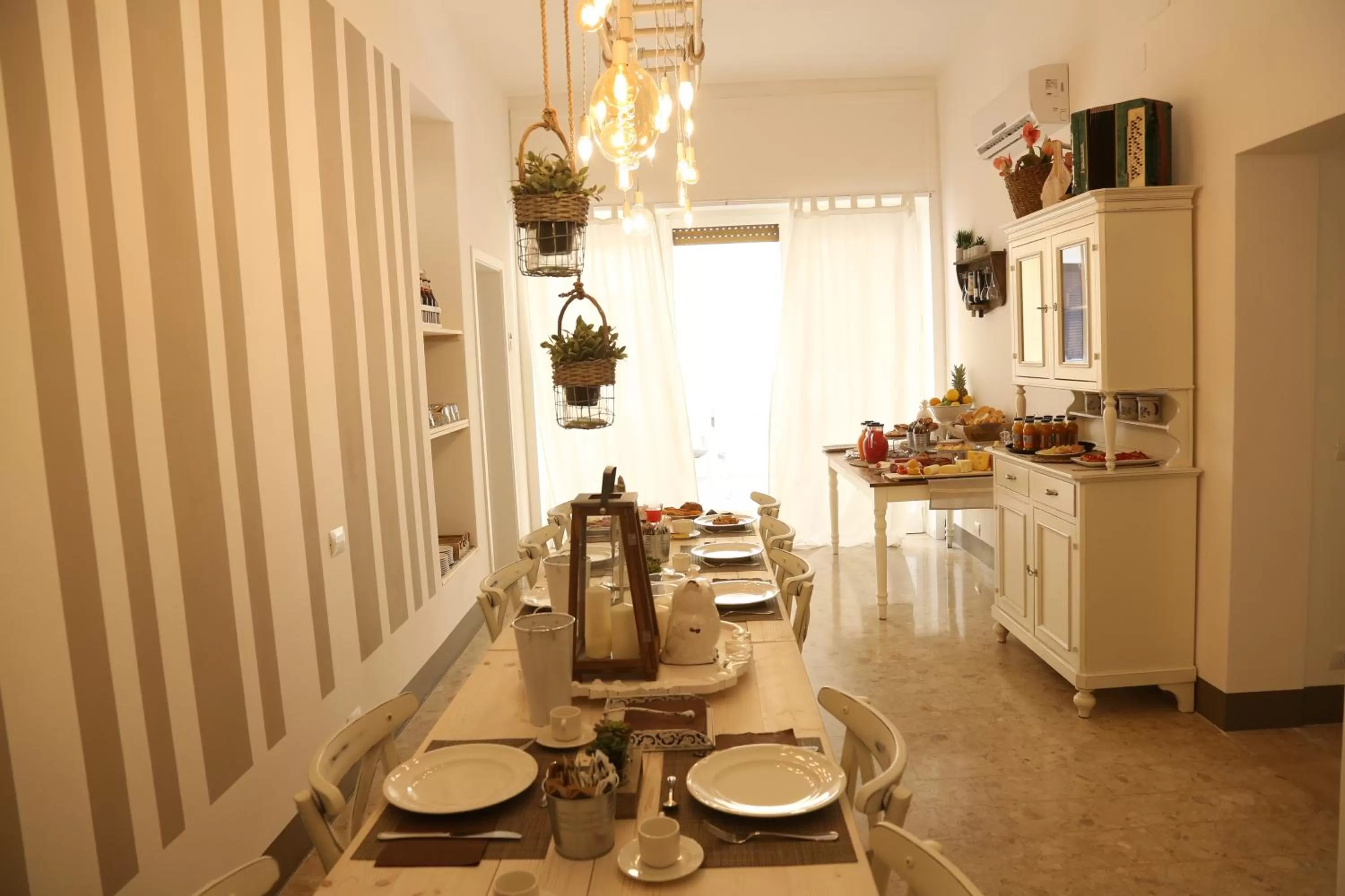 Breakfast in Dimi House