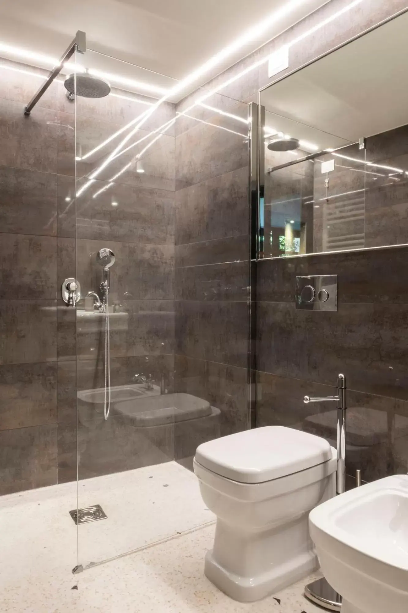 Shower, Bathroom in Residence Poli Venezia