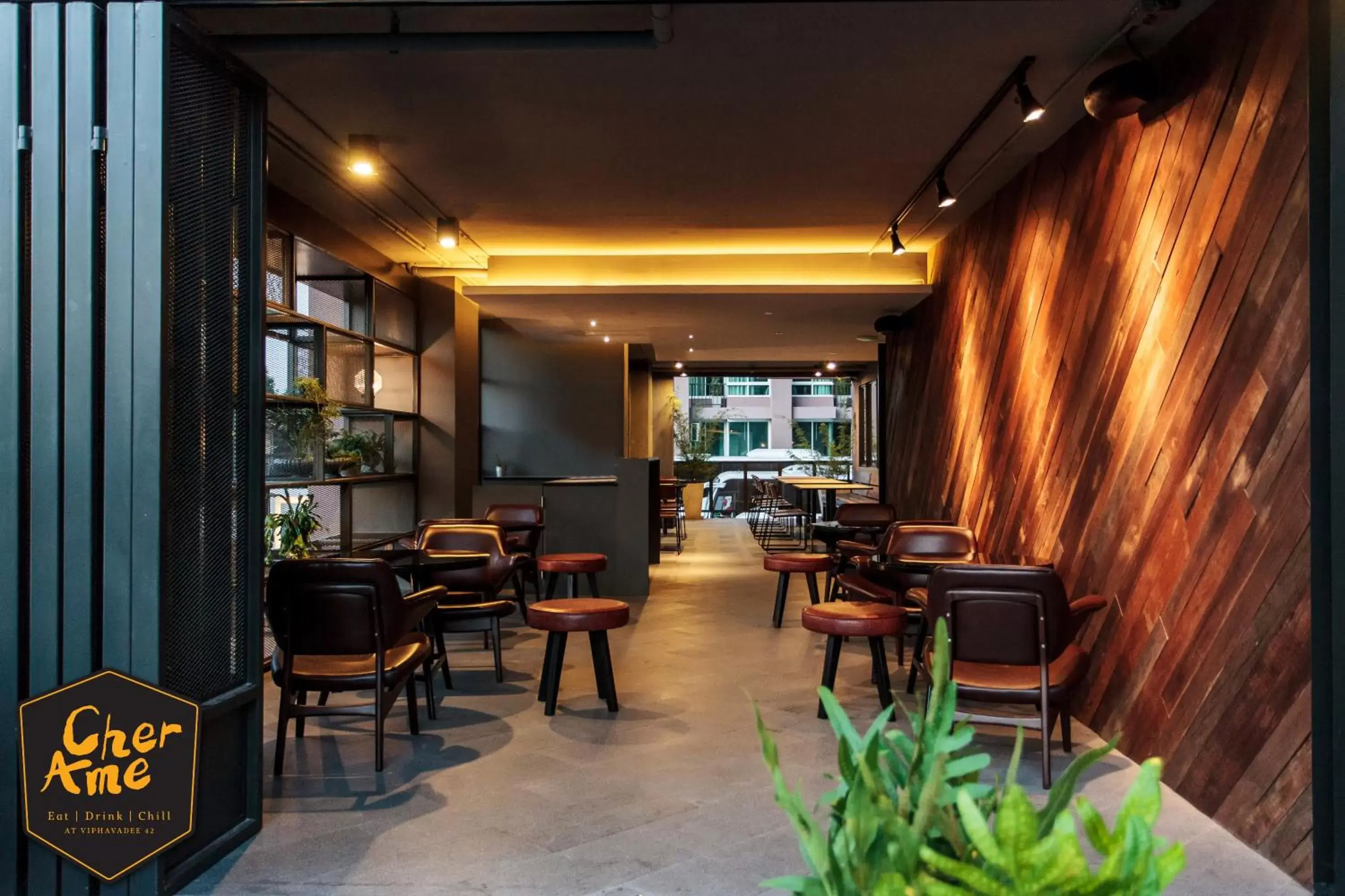 Restaurant/Places to Eat in Cinnamon Residence SHA Plus