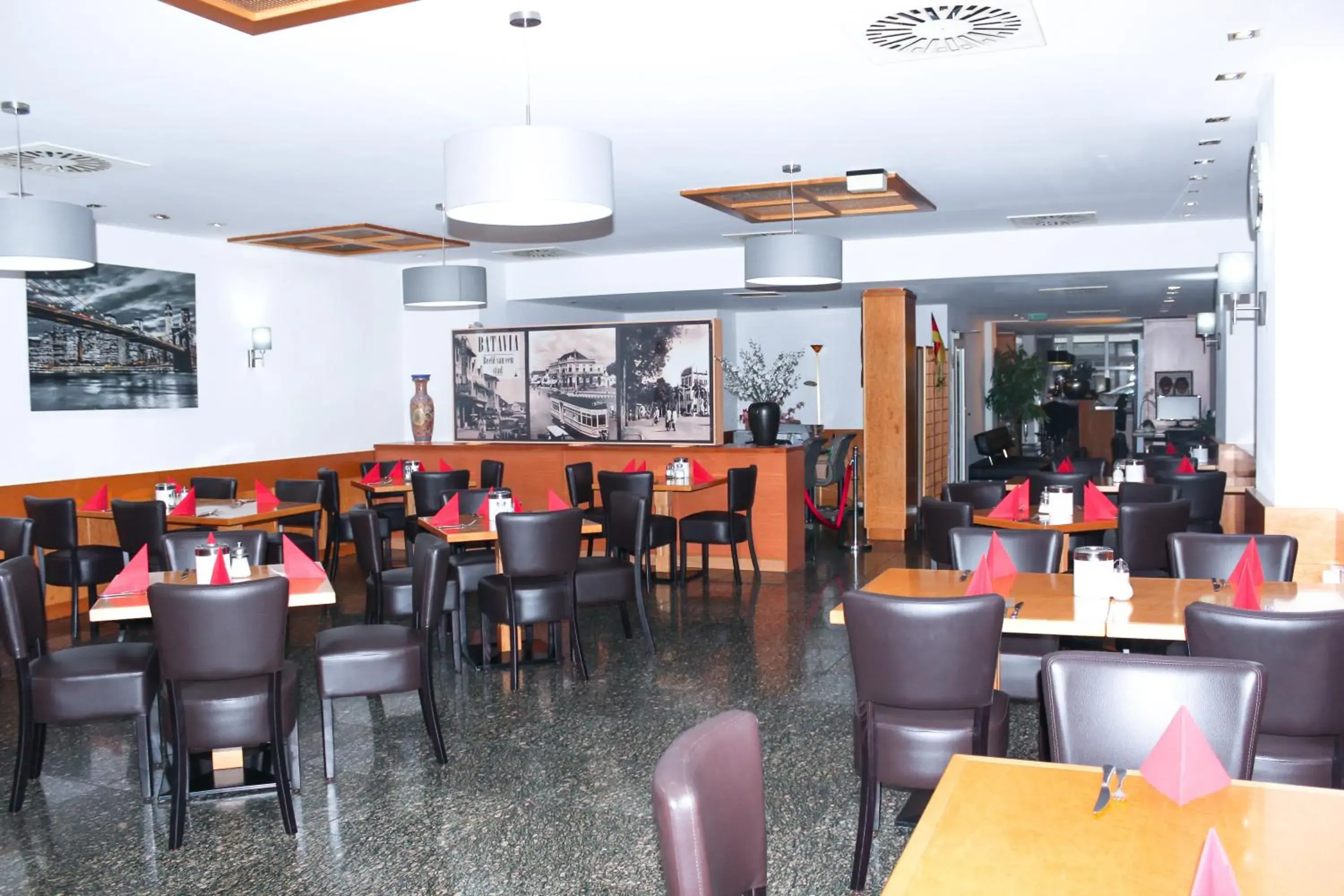 Decorative detail, Restaurant/Places to Eat in Hotel Batavia Decorative detail, Restaurant/Places to Eat in Hotel Batavia