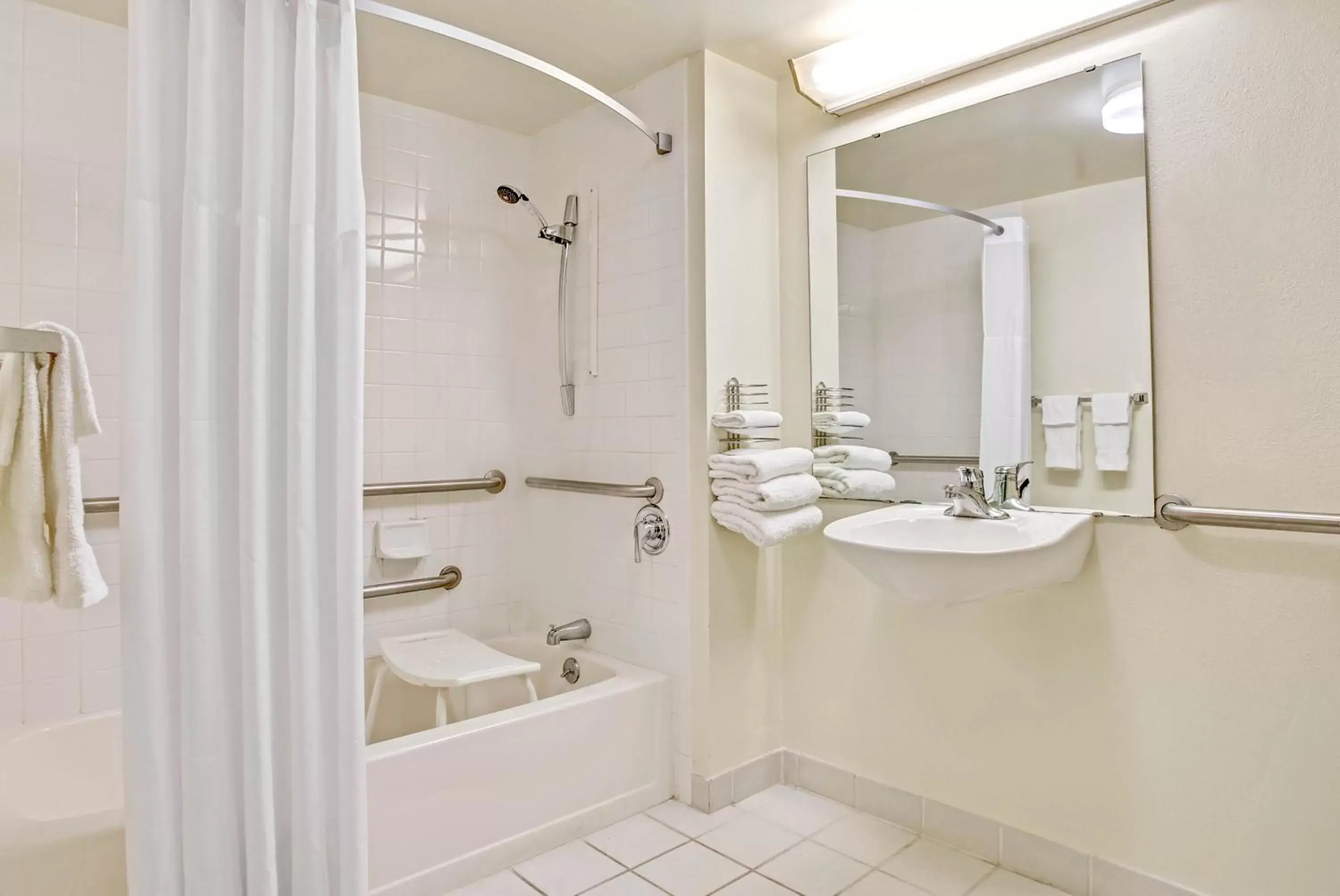 Bathroom in Days Inn by Wyndham Bradenton - Near the Gulf