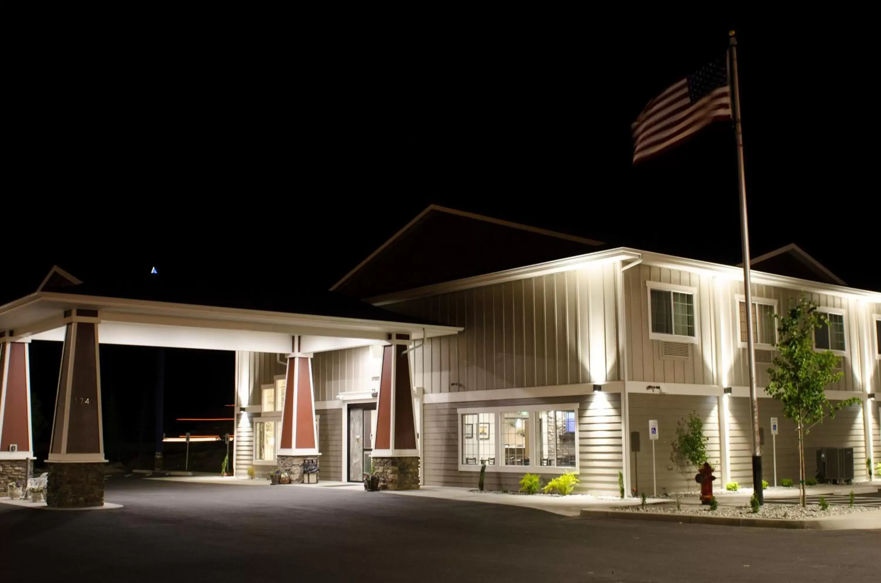 Facade/entrance in Inn at Moses Lake Facade/entrance in Inn at Moses Lake