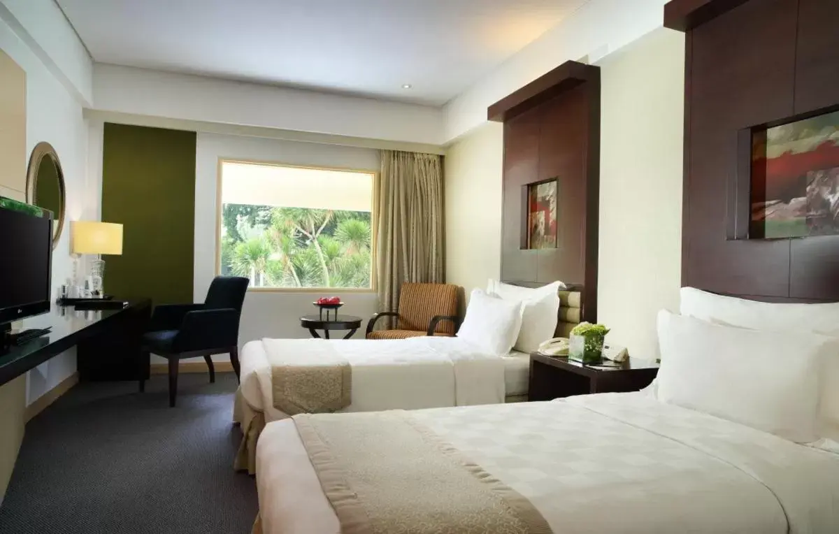 Bedroom, Bed in Grandkemang Hotel