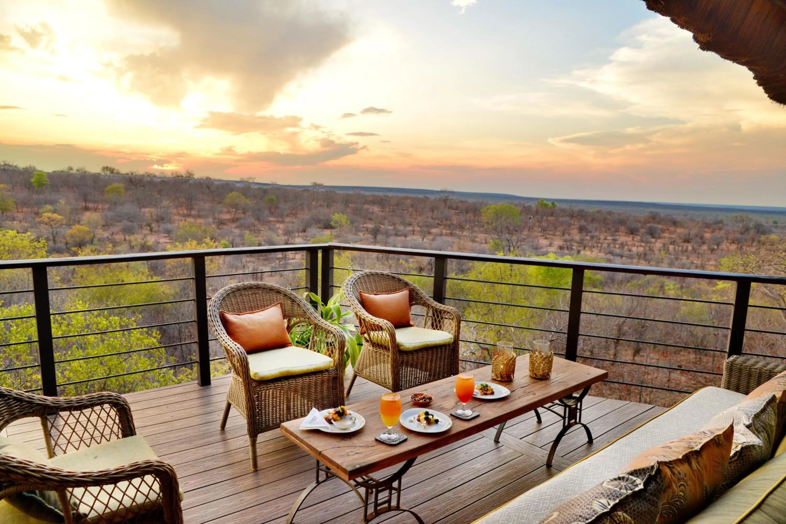 Restaurant/places to eat in Victoria Falls Safari Club