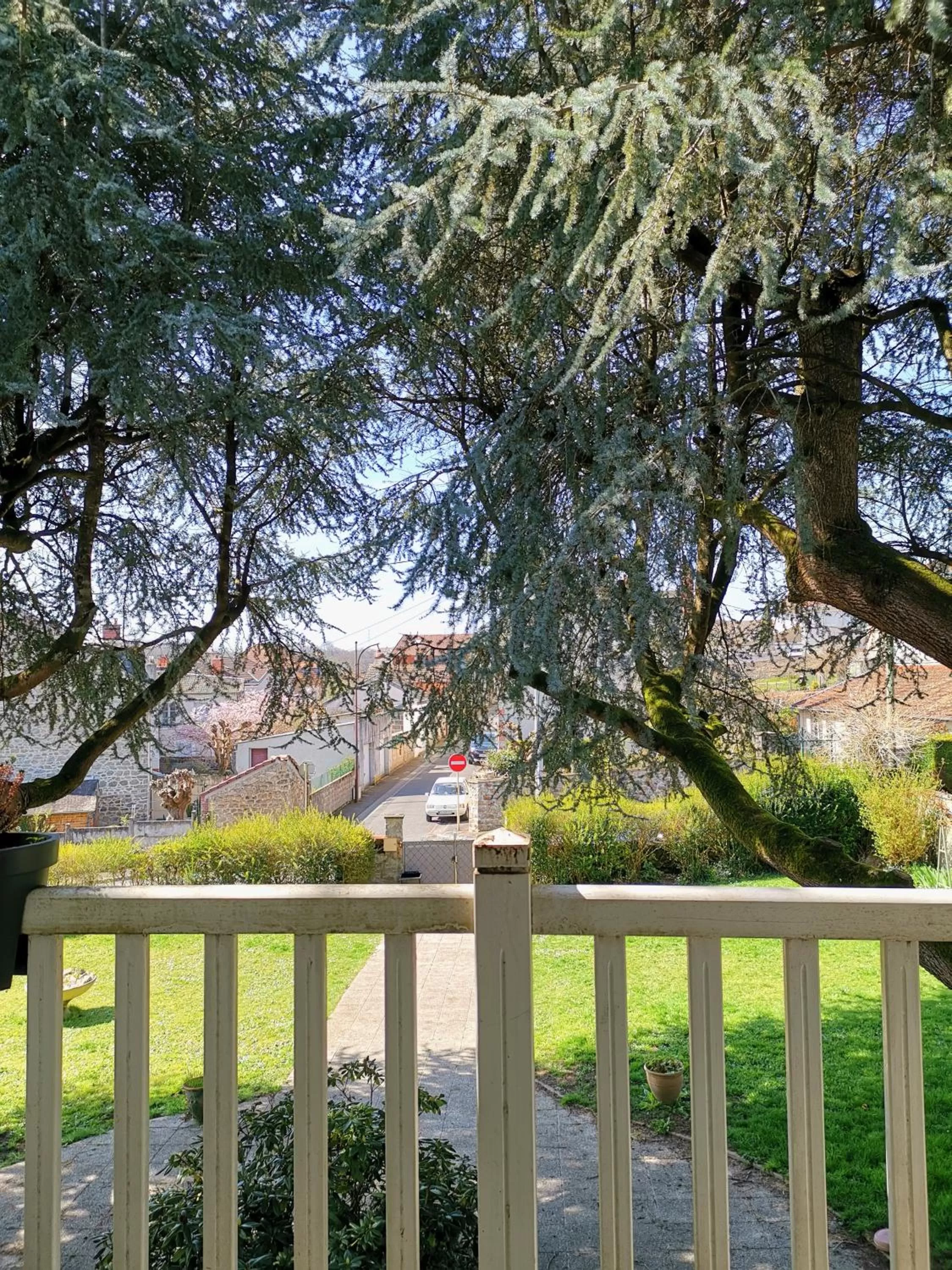 Neighbourhood in Chambres d'hôtes La Maison Blanche