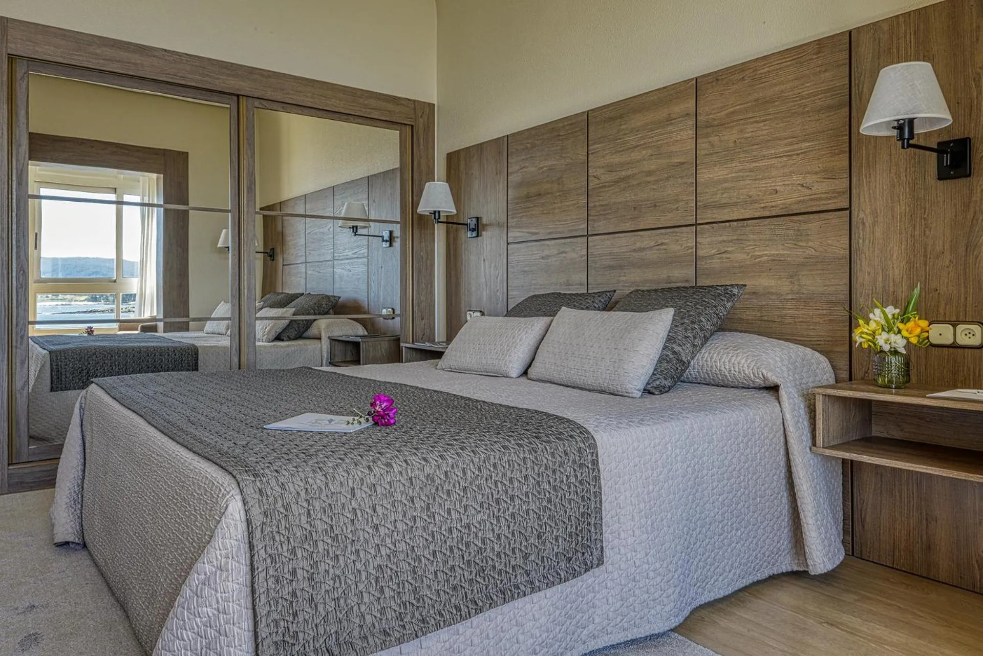 Bed in Eurostars Louxo Talaso