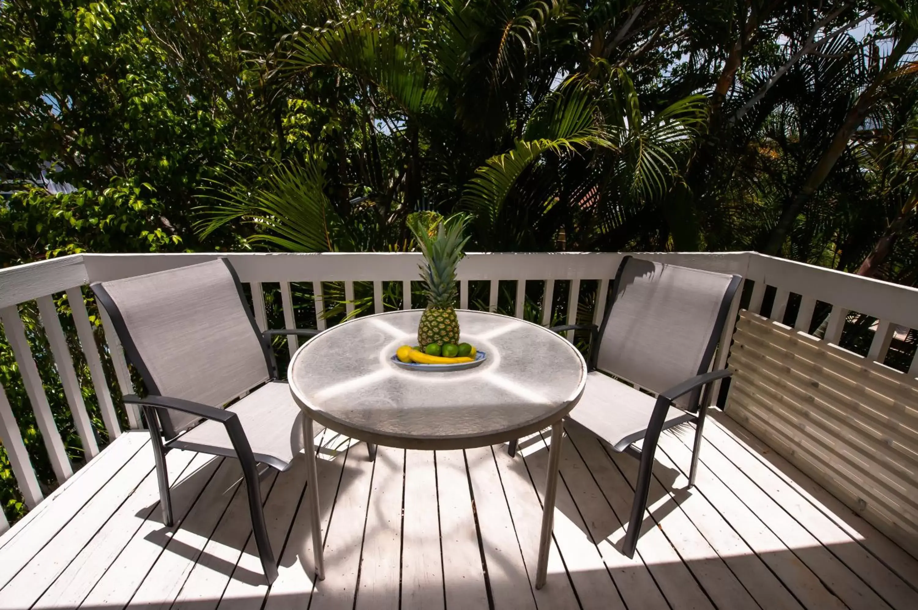 Patio in Cedar Cove Resort & Cottages