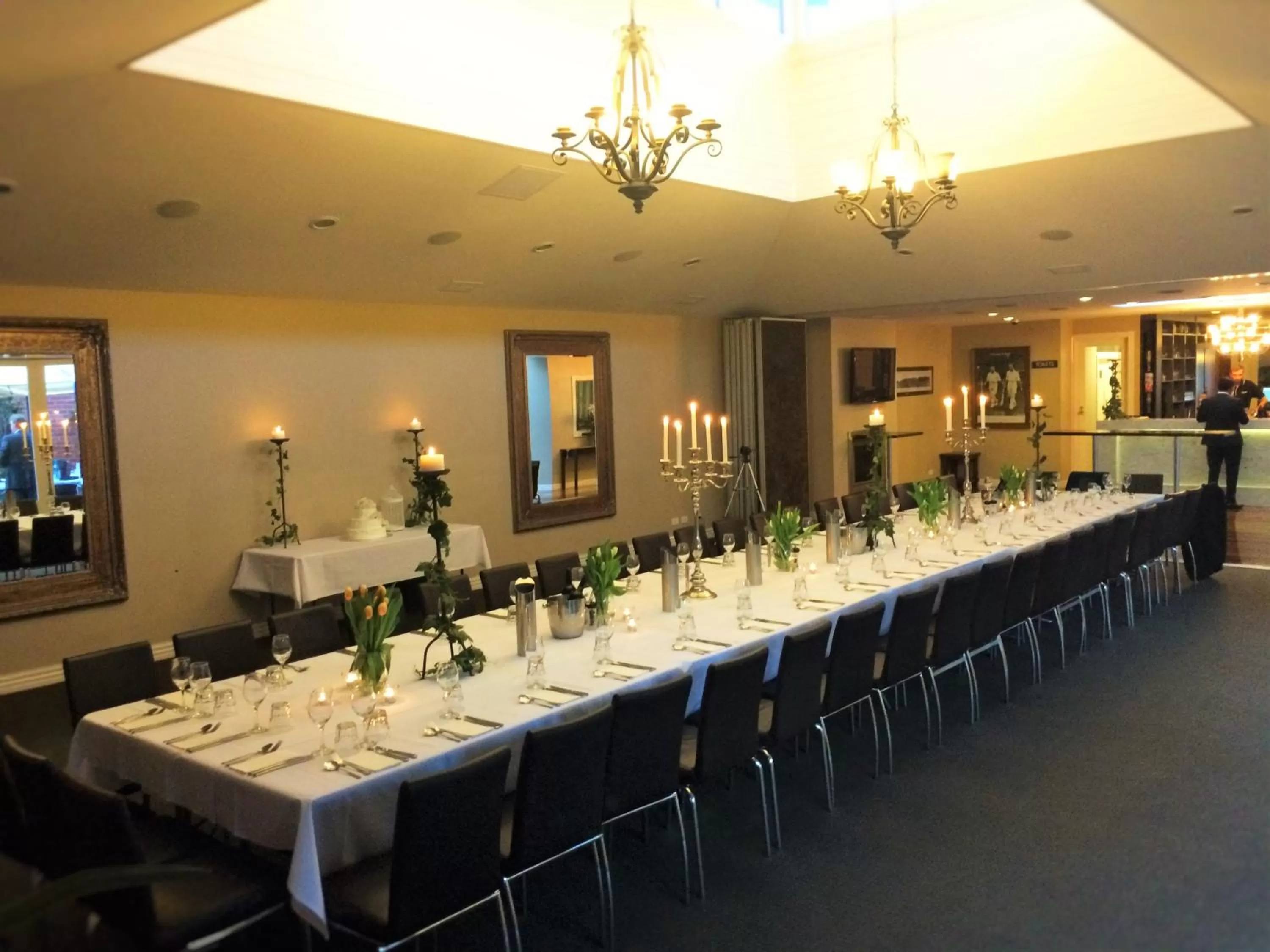 Banquet/Function facilities in Oscars Hotel and Cafe Bar