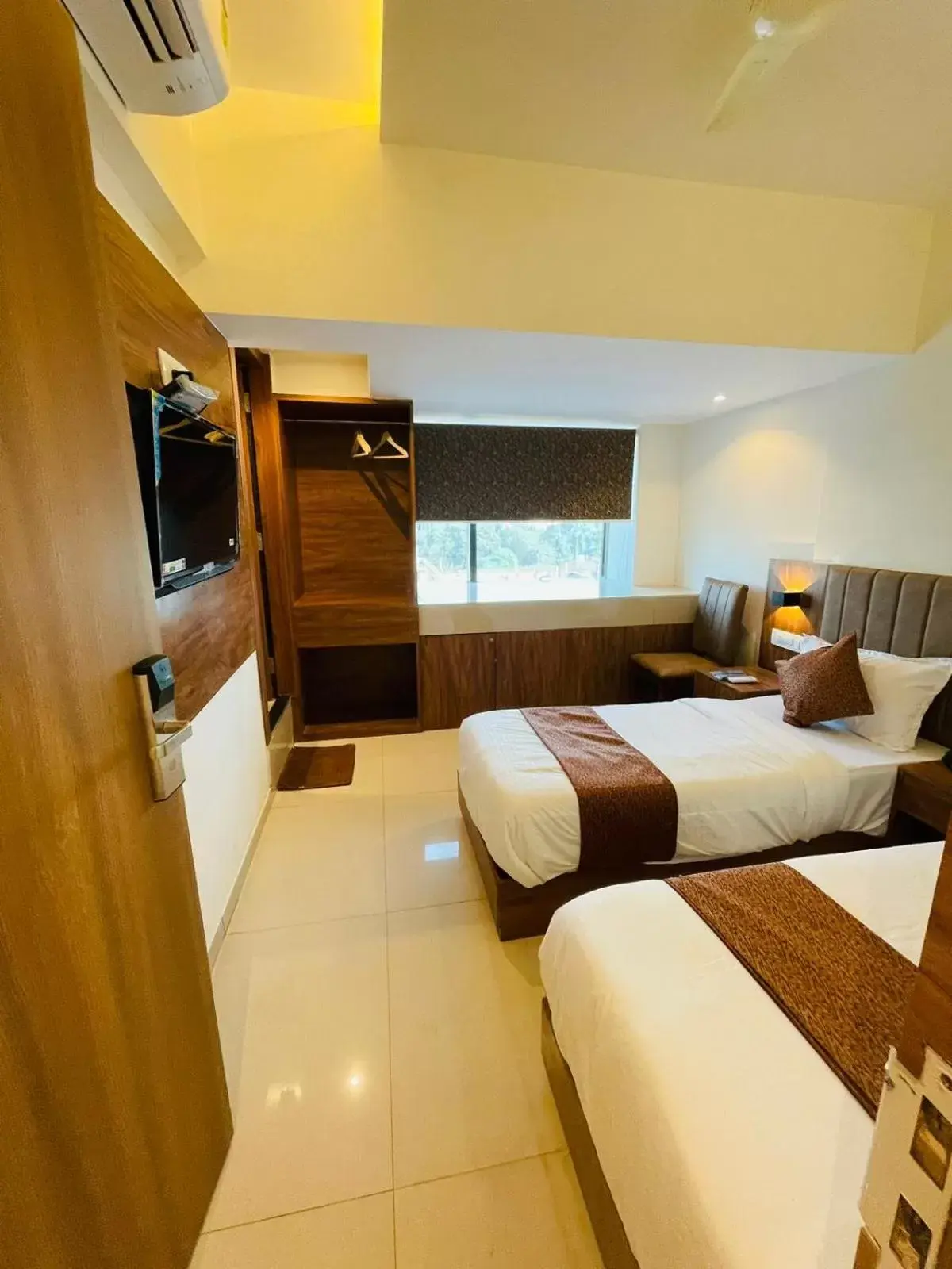 Deluxe Twin Room in HOTEL BLACK BURN Deluxe Twin Room in HOTEL BLACK BURN