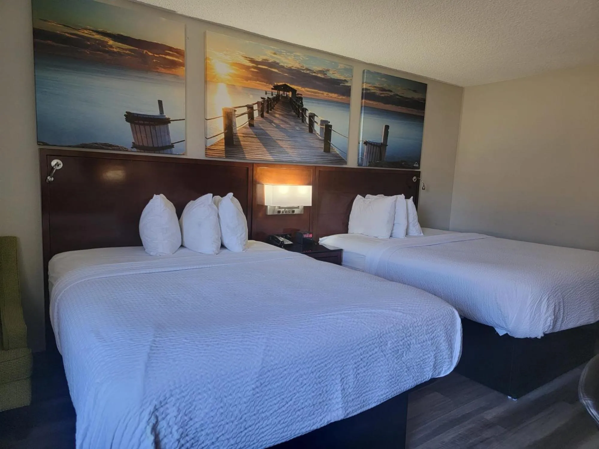 Bed in Days Inn by Wyndham Dothan