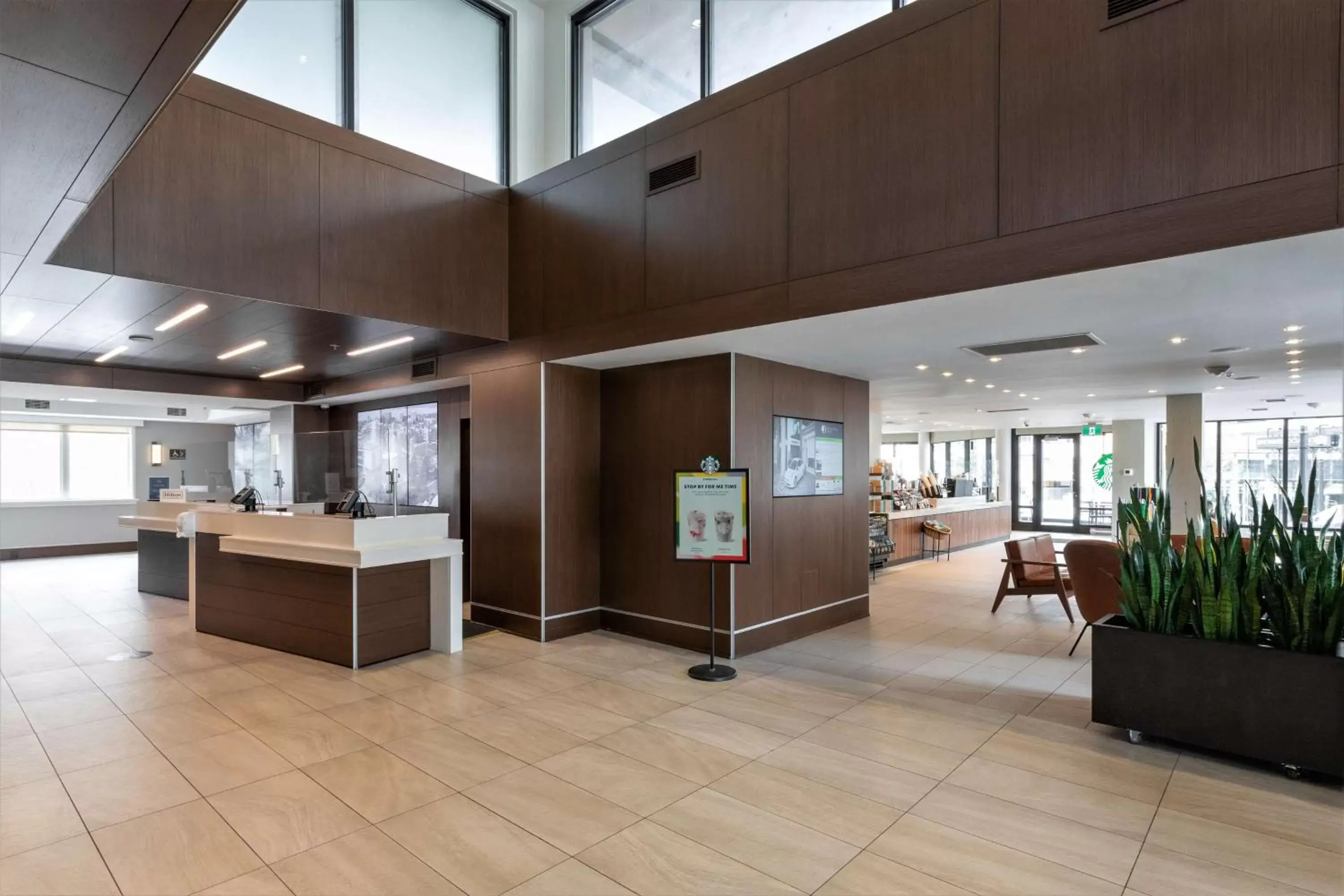 Lobby or reception, Lobby/Reception in DoubleTree by Hilton Hotel & Suites Victoria