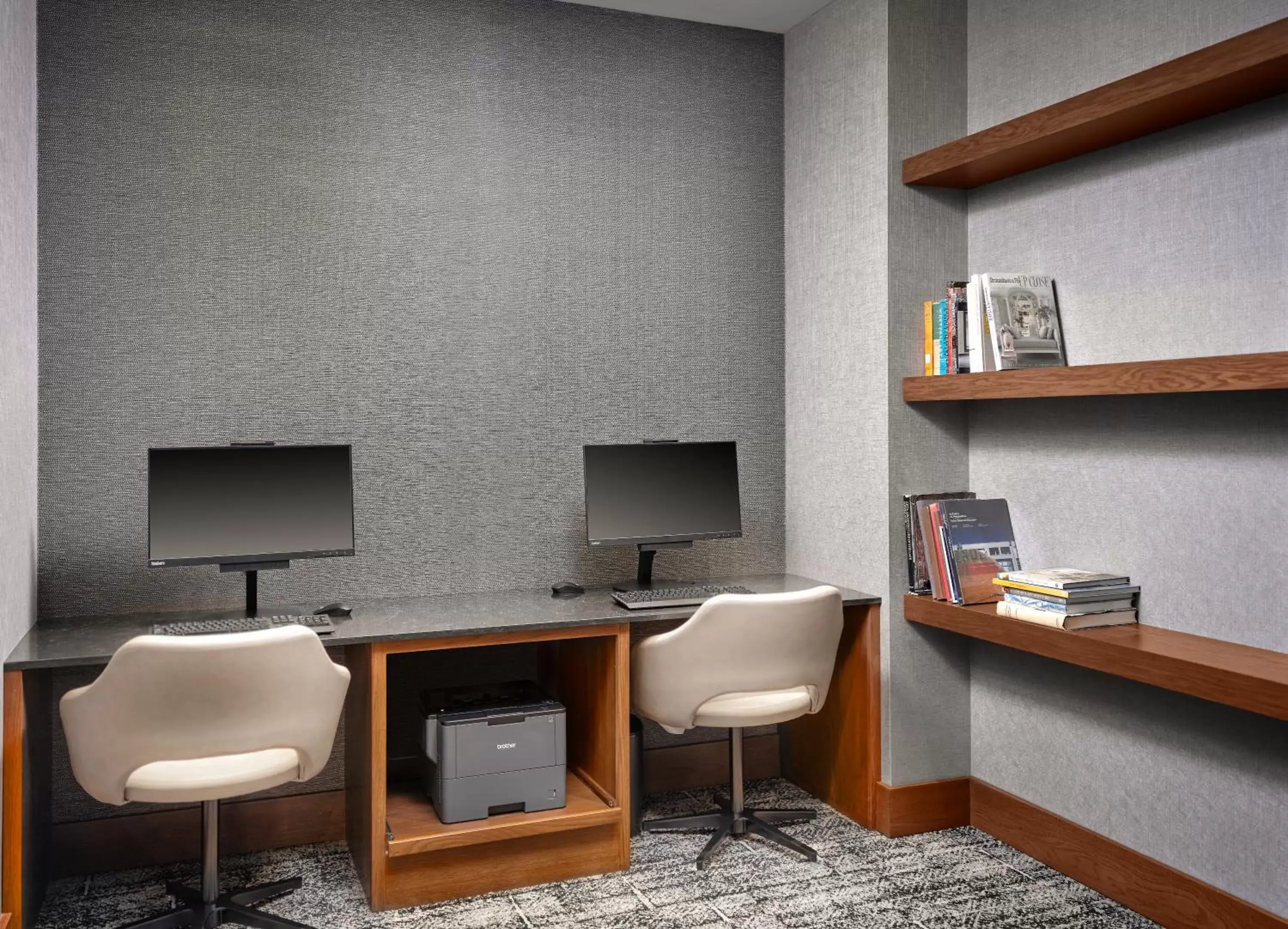 Business facilities, TV/Entertainment Center in The Forester, a Hyatt Place Hotel