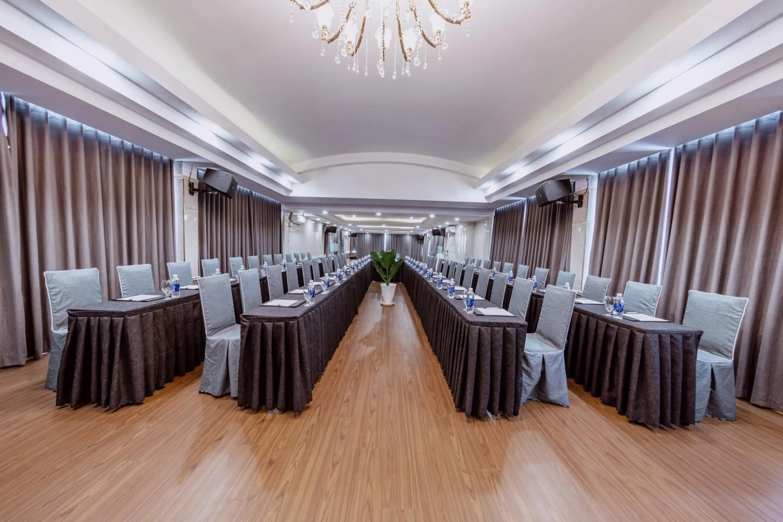 Business facilities, Banquet Facilities in Sunshine Antique Hotel Saigon