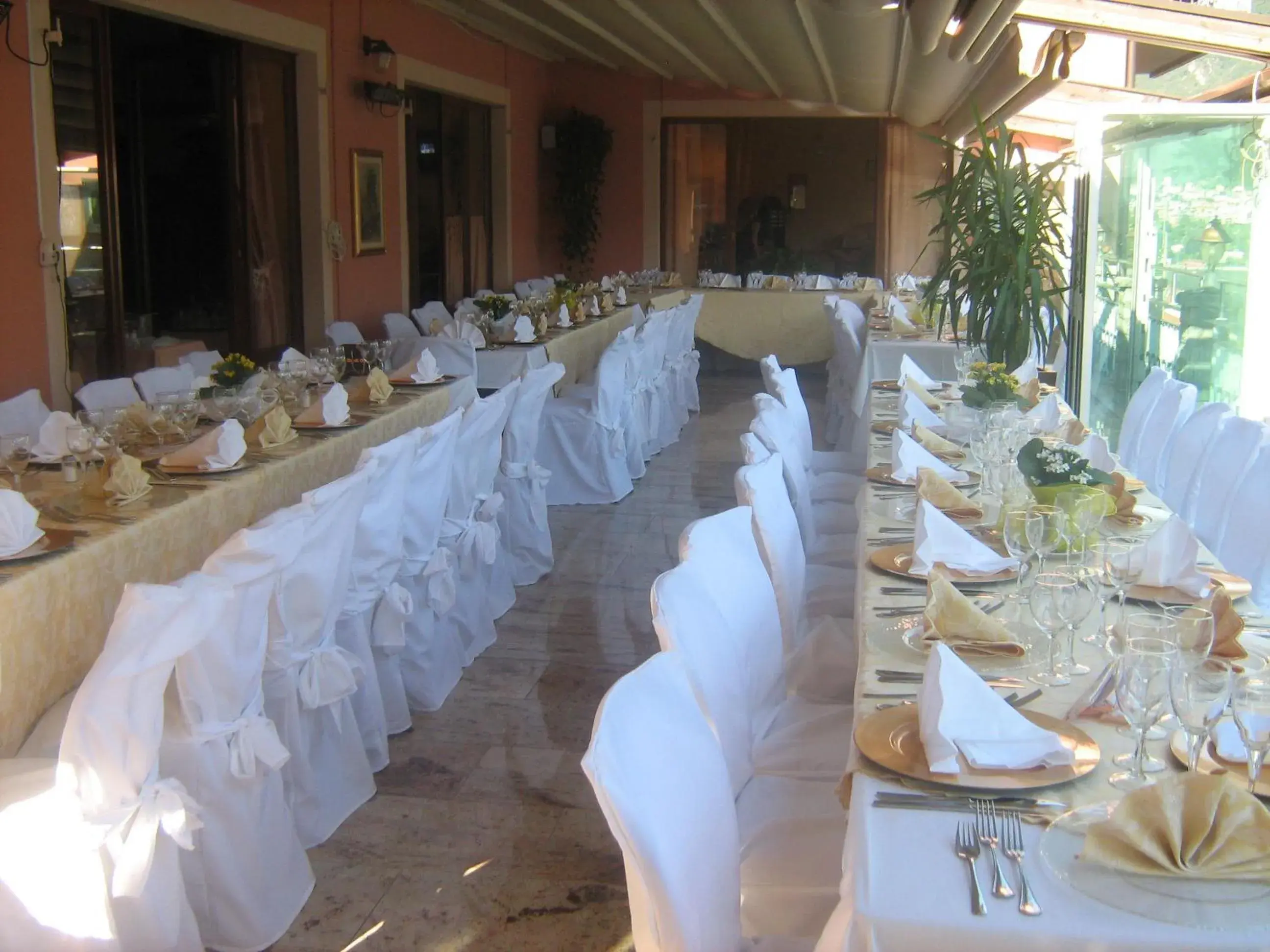 Day, Banquet Facilities in Hotel San Marino