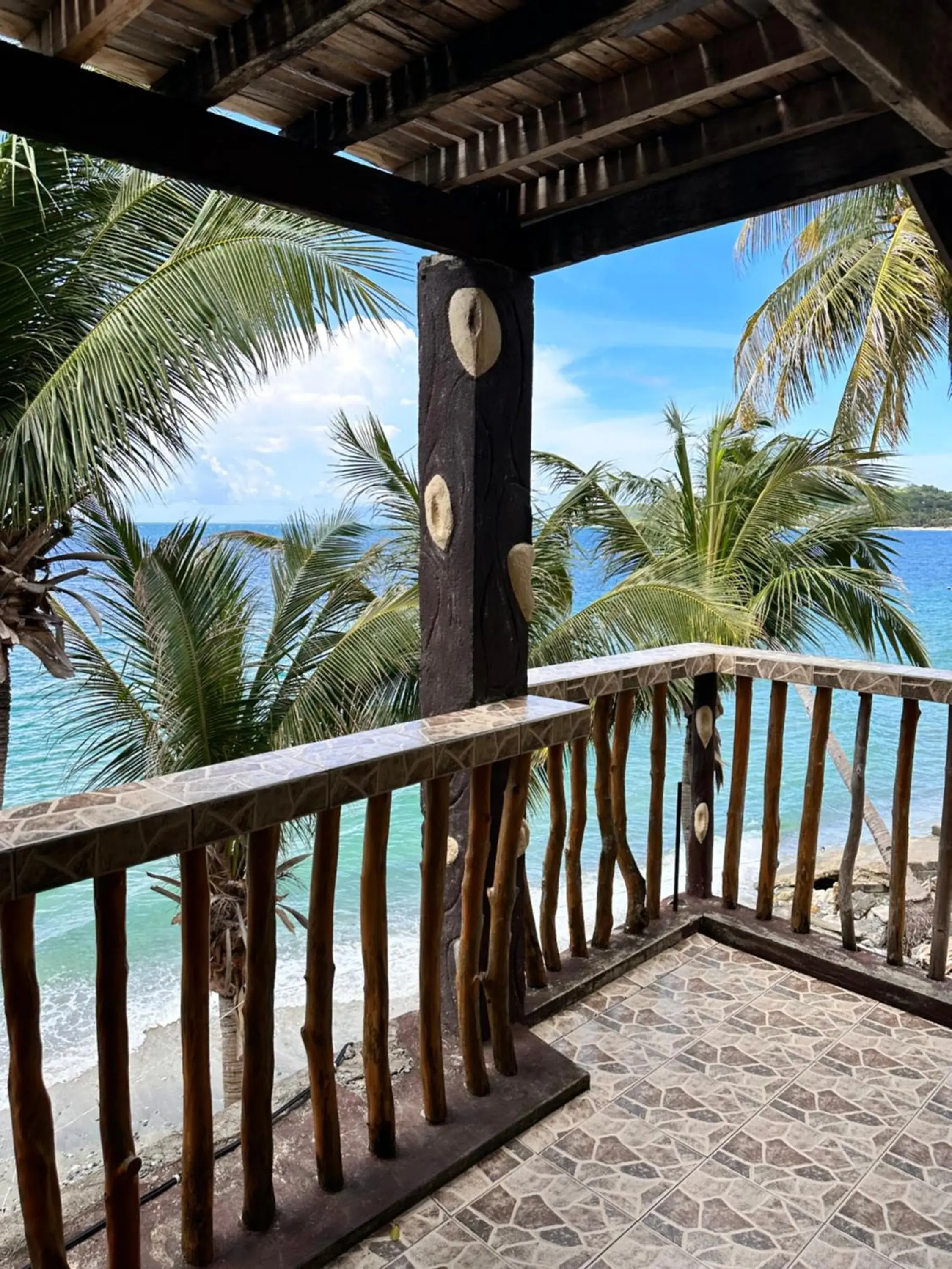 Balcony/Terrace in Bamboo House Beach Lodge & Restaurant
