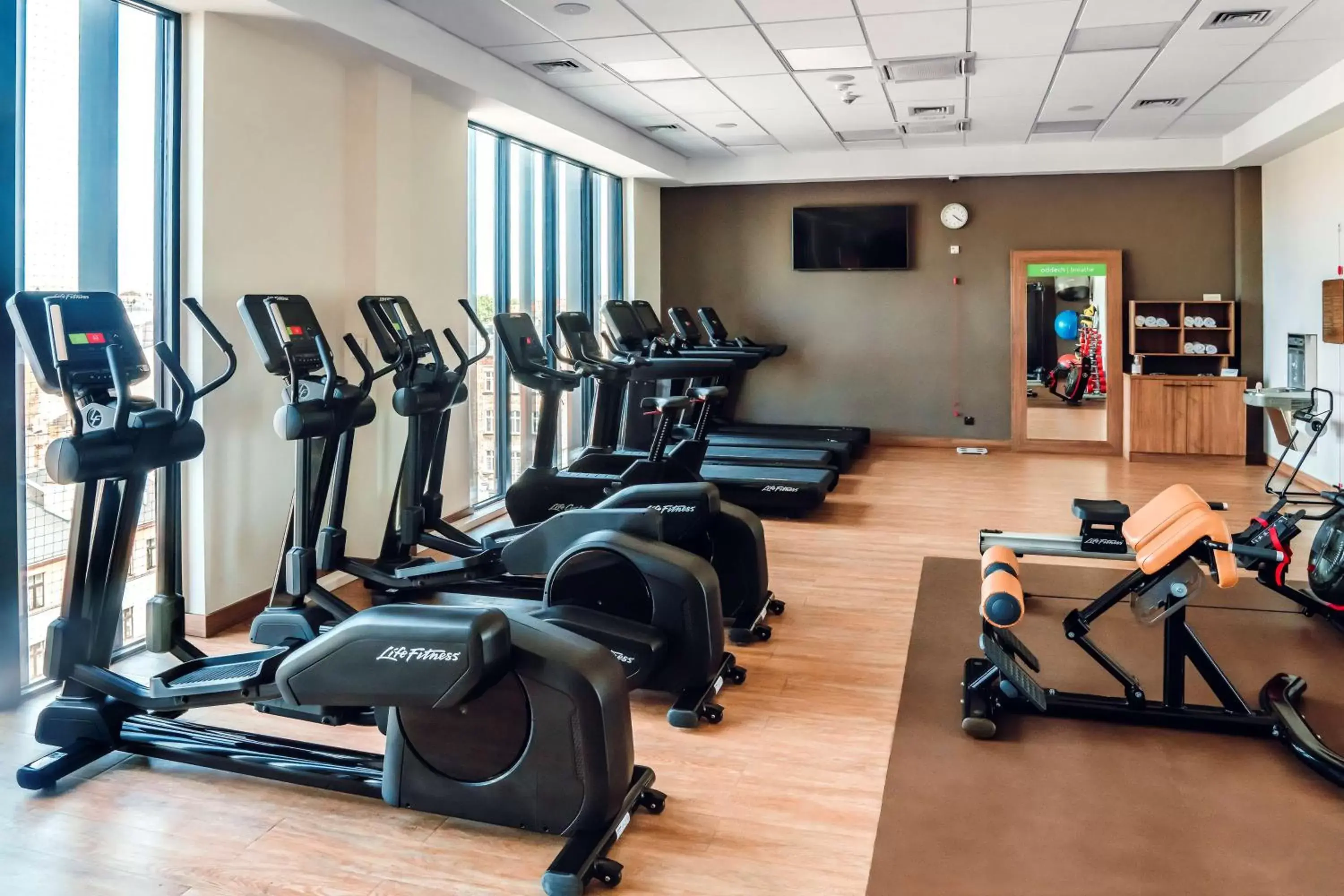 Fitness centre/facilities, Fitness Center/Facilities in Hampton By Hilton Kalisz
