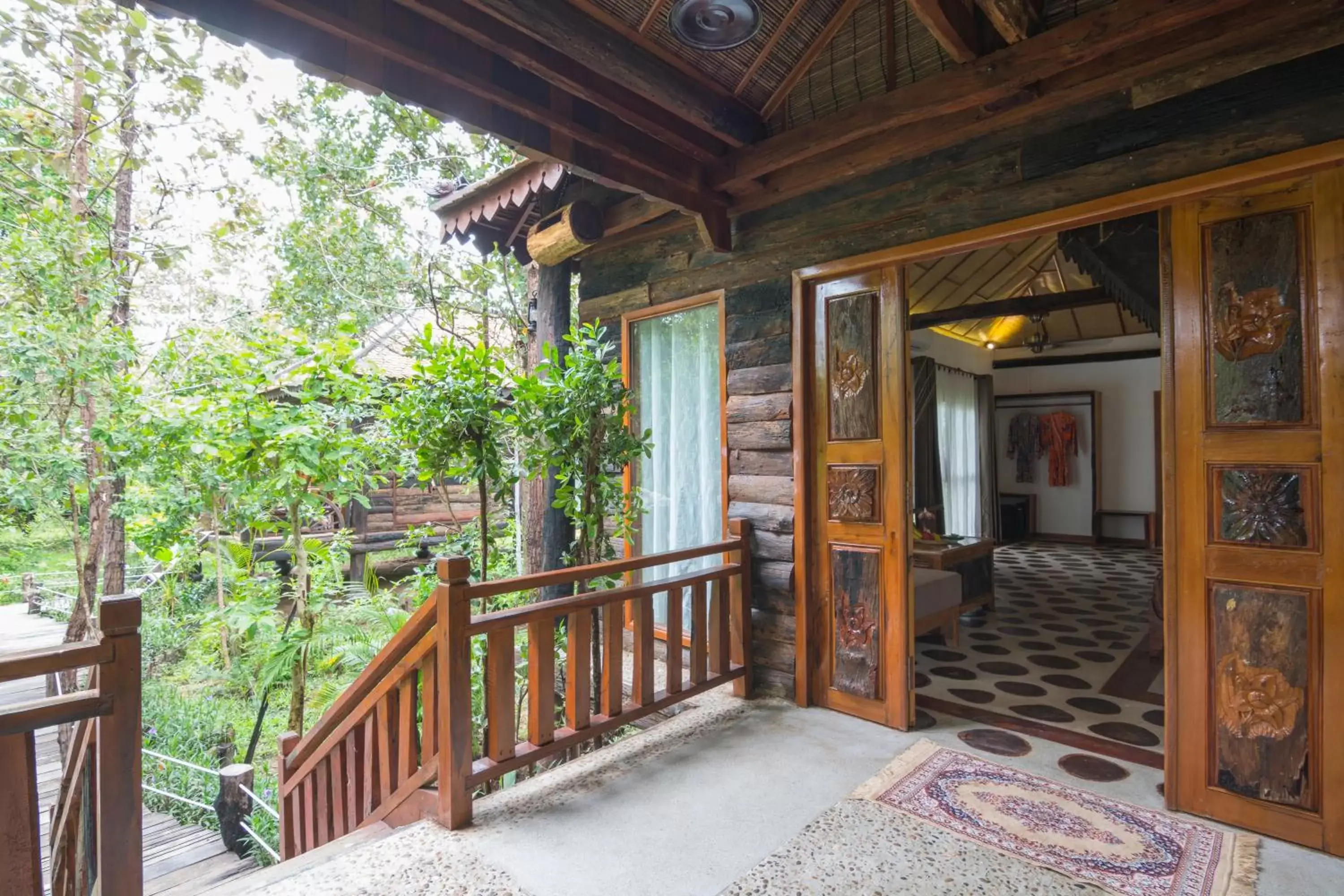 Balcony/Terrace in Bong Thom Forest Lodge