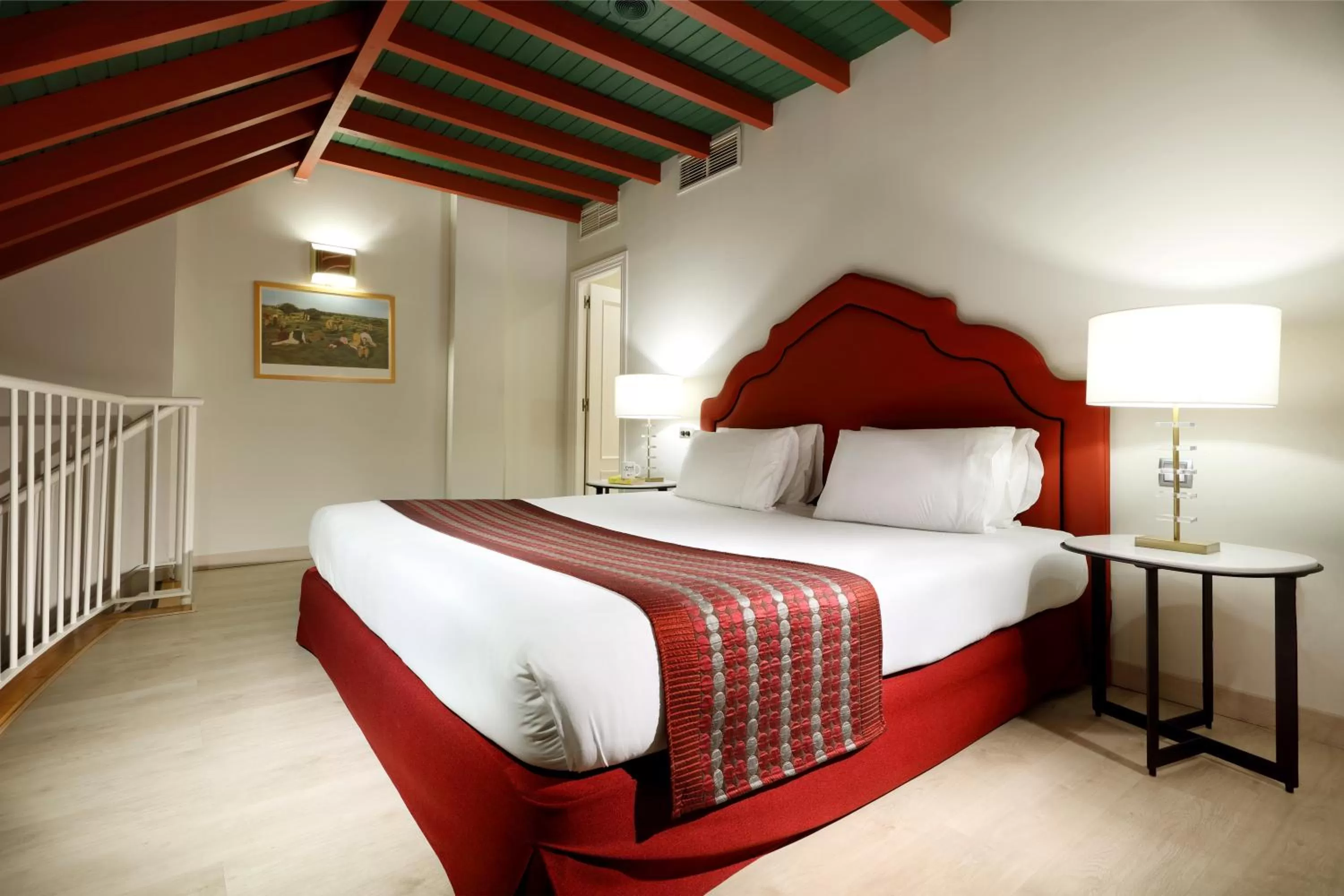 Bathroom, Bed in Exe Gran Hotel Solucar