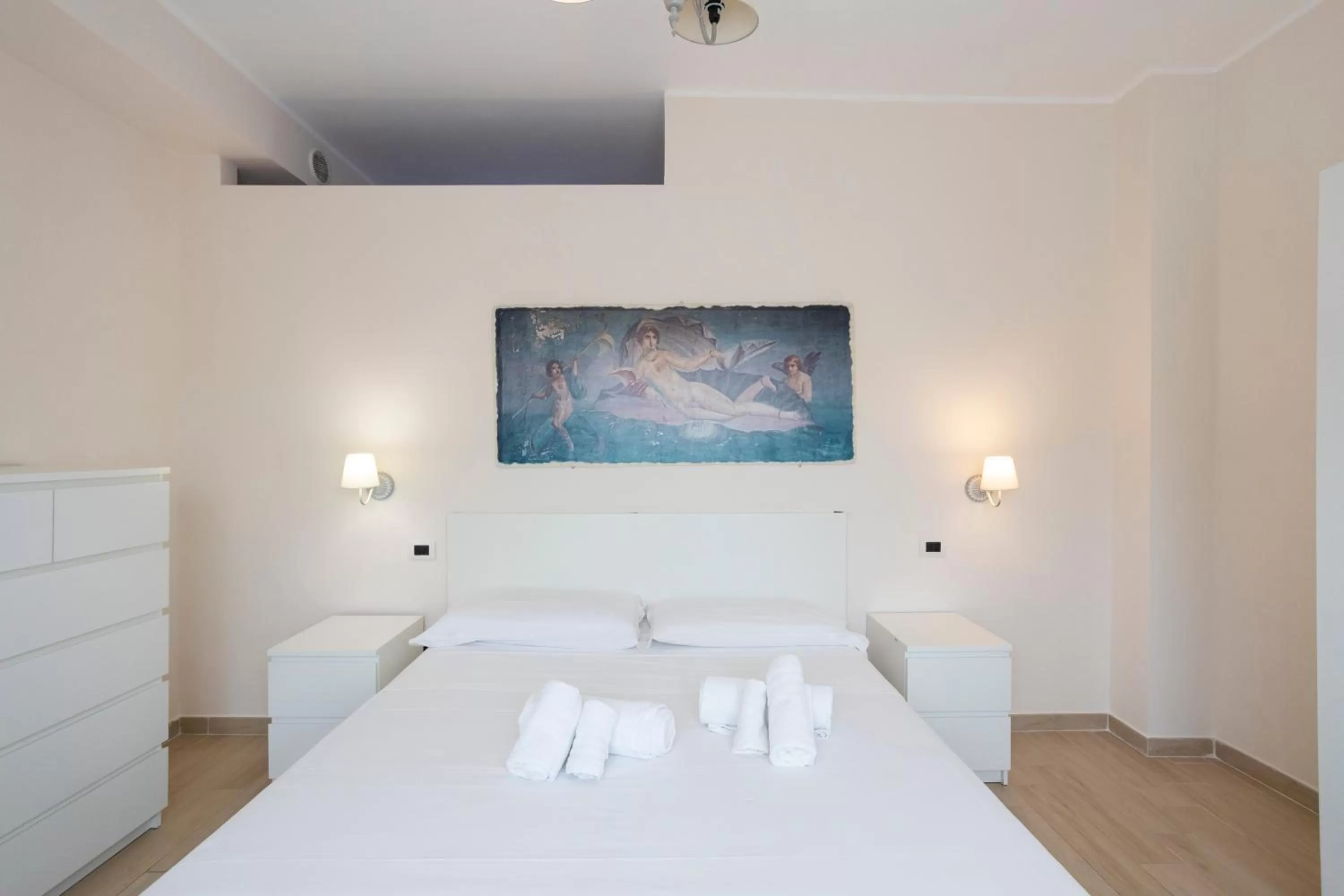 Photo of the whole room, Bed in Residence O'Sole Mio Pompei