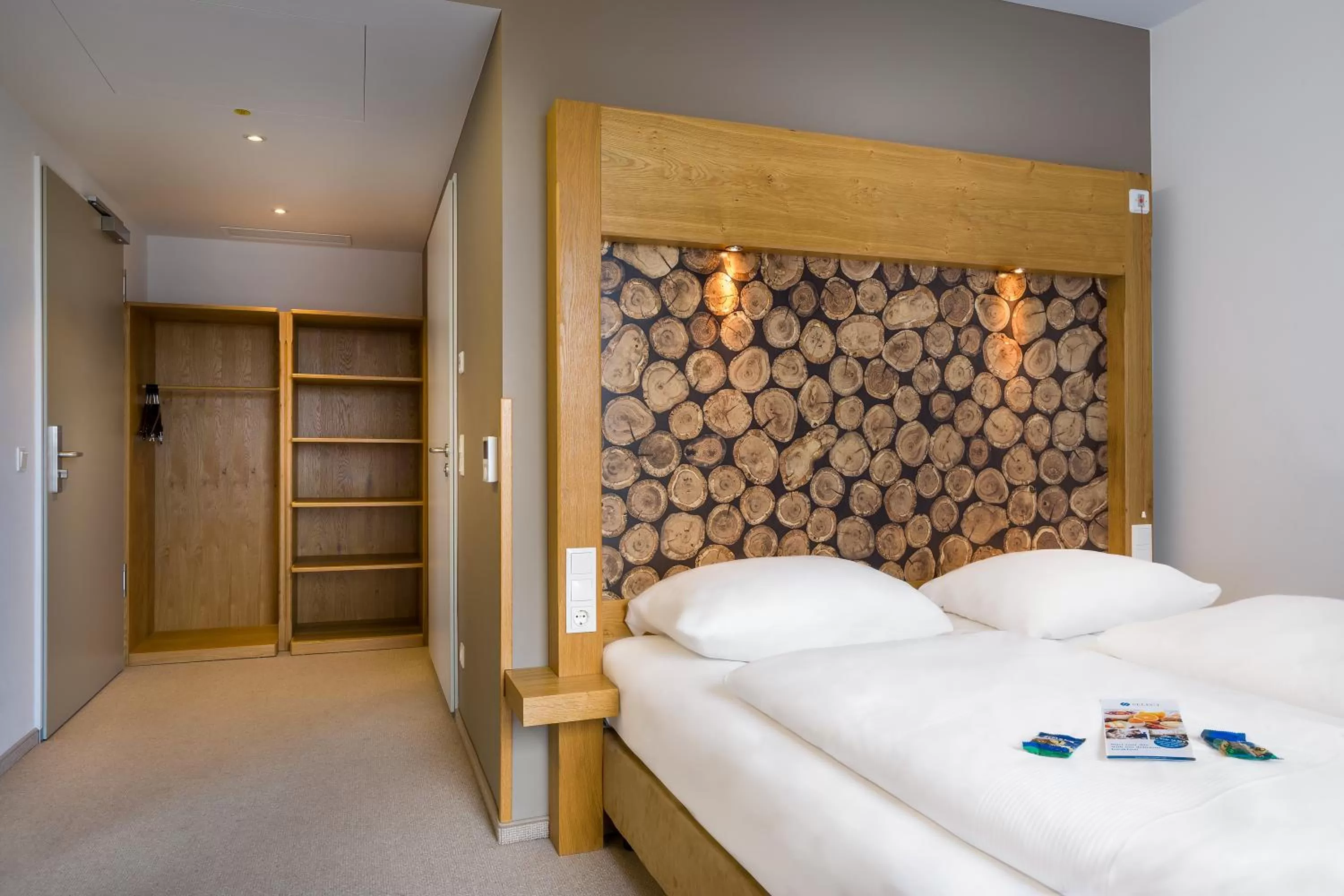 Photo of the whole room, Bed in Atomis Hotel Dachau Munich