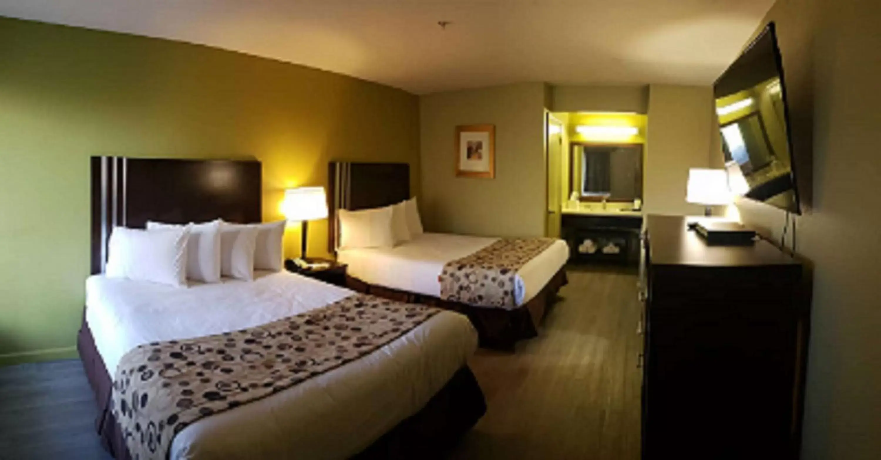 Photo of the whole room in SureStay Hotel by Best Western Vallejo Napa Valley
