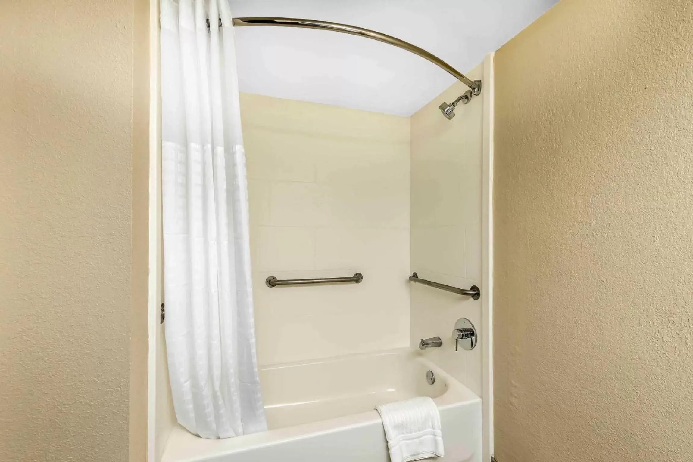 Double Room with Two Double Beds - Non-Smoking in Quality Inn Orange Park Jacksonville