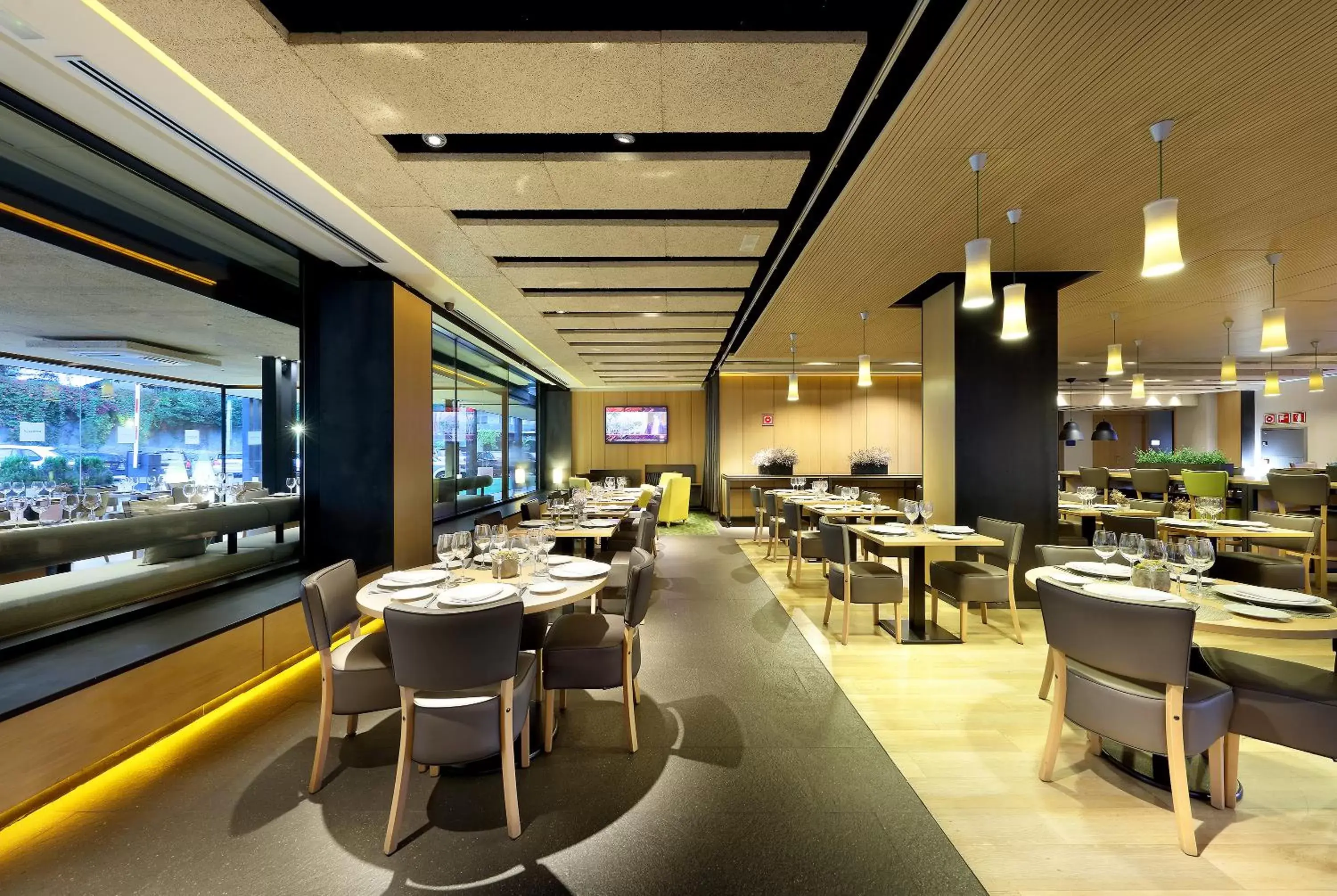 Restaurant/places to eat in Occidental Bilbao Restaurant/places to eat in Occidental Bilbao