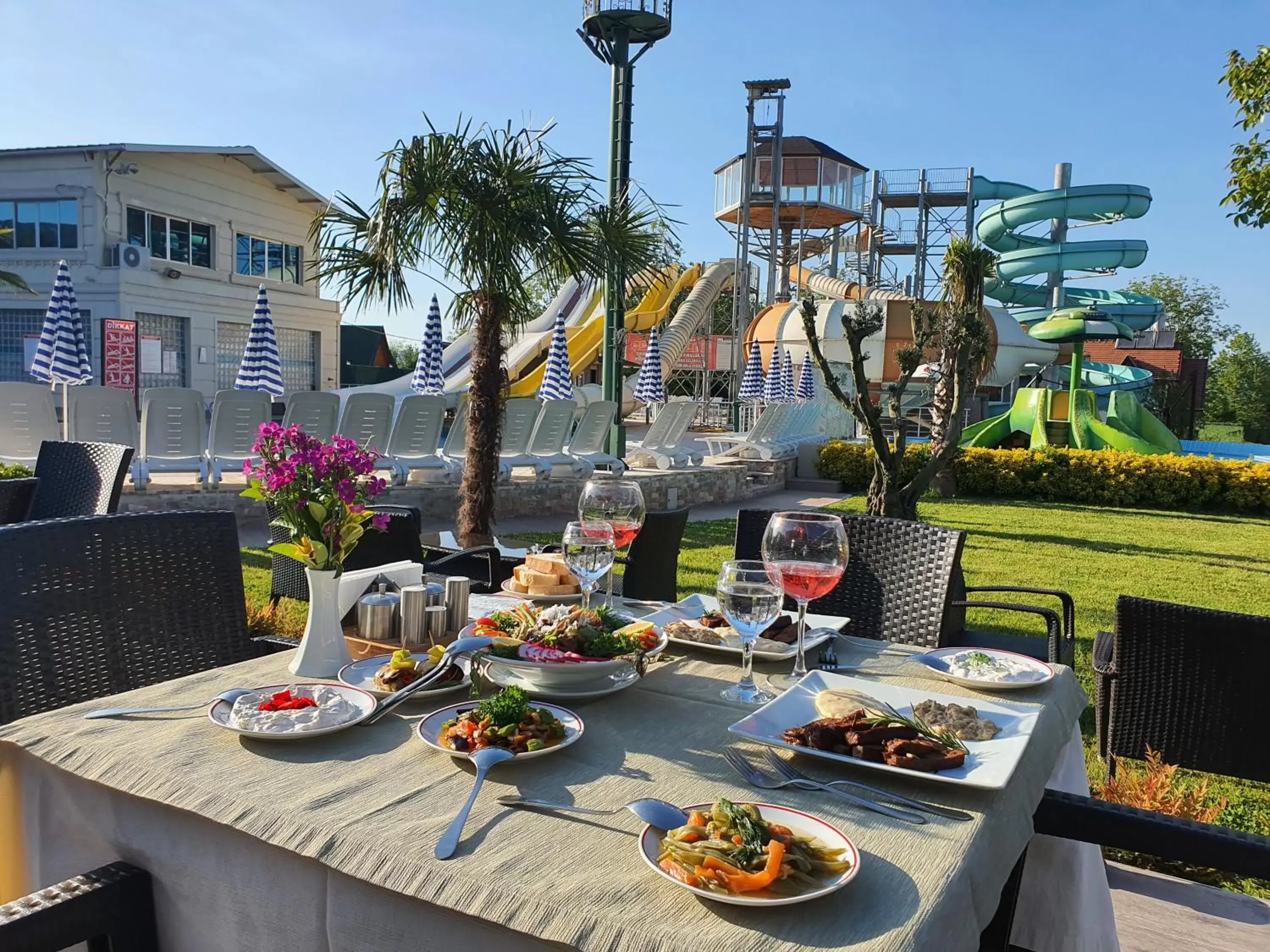 Food and drinks in Sapanca Aqua Wellness SPA Hotel & Aqua Park