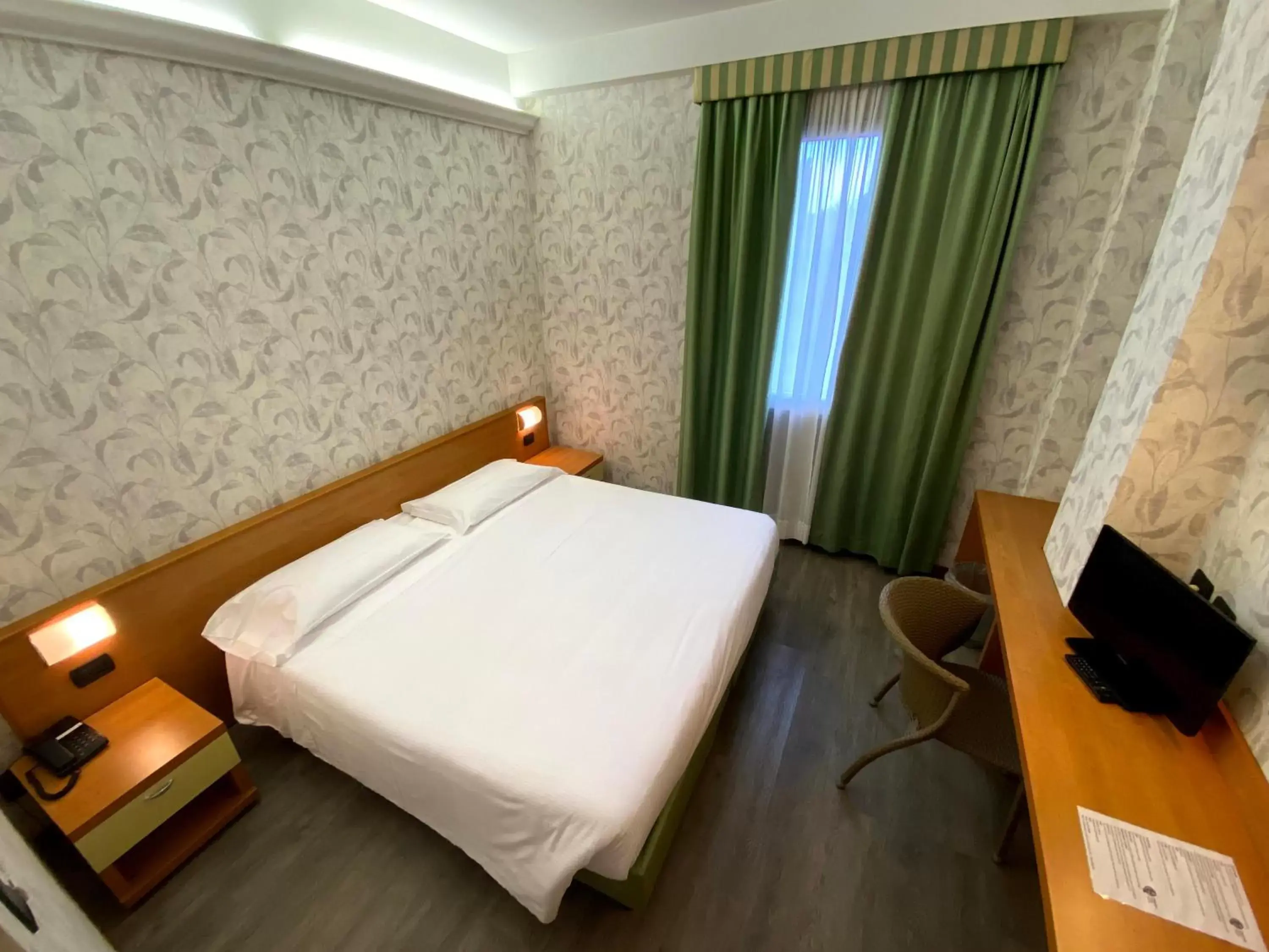 Bedroom in Hotel Embassy