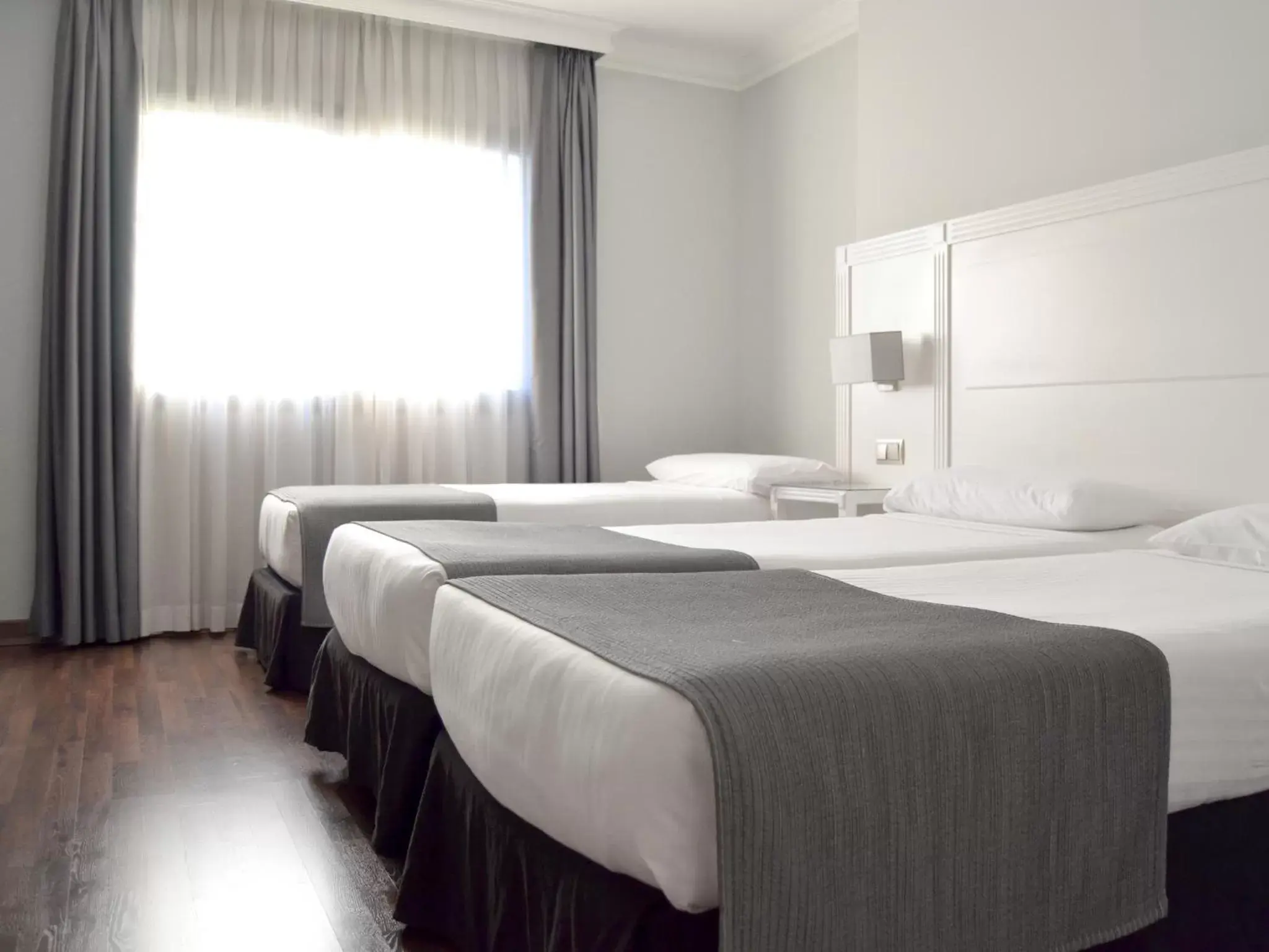 Other, Bed in UVE Alcobendas Other, Bed in UVE Alcobendas