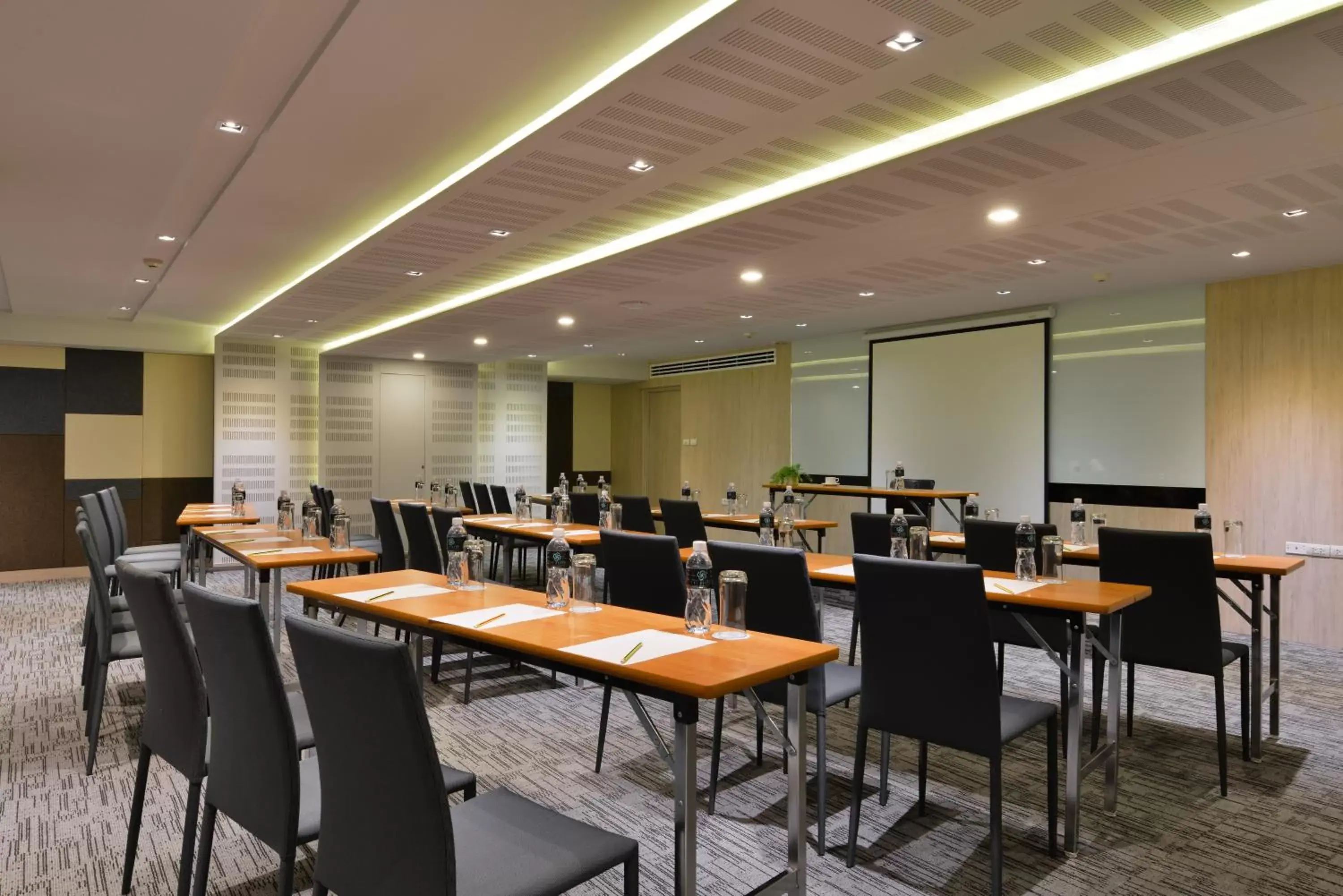 Meeting/conference room in The Grass Serviced Suites