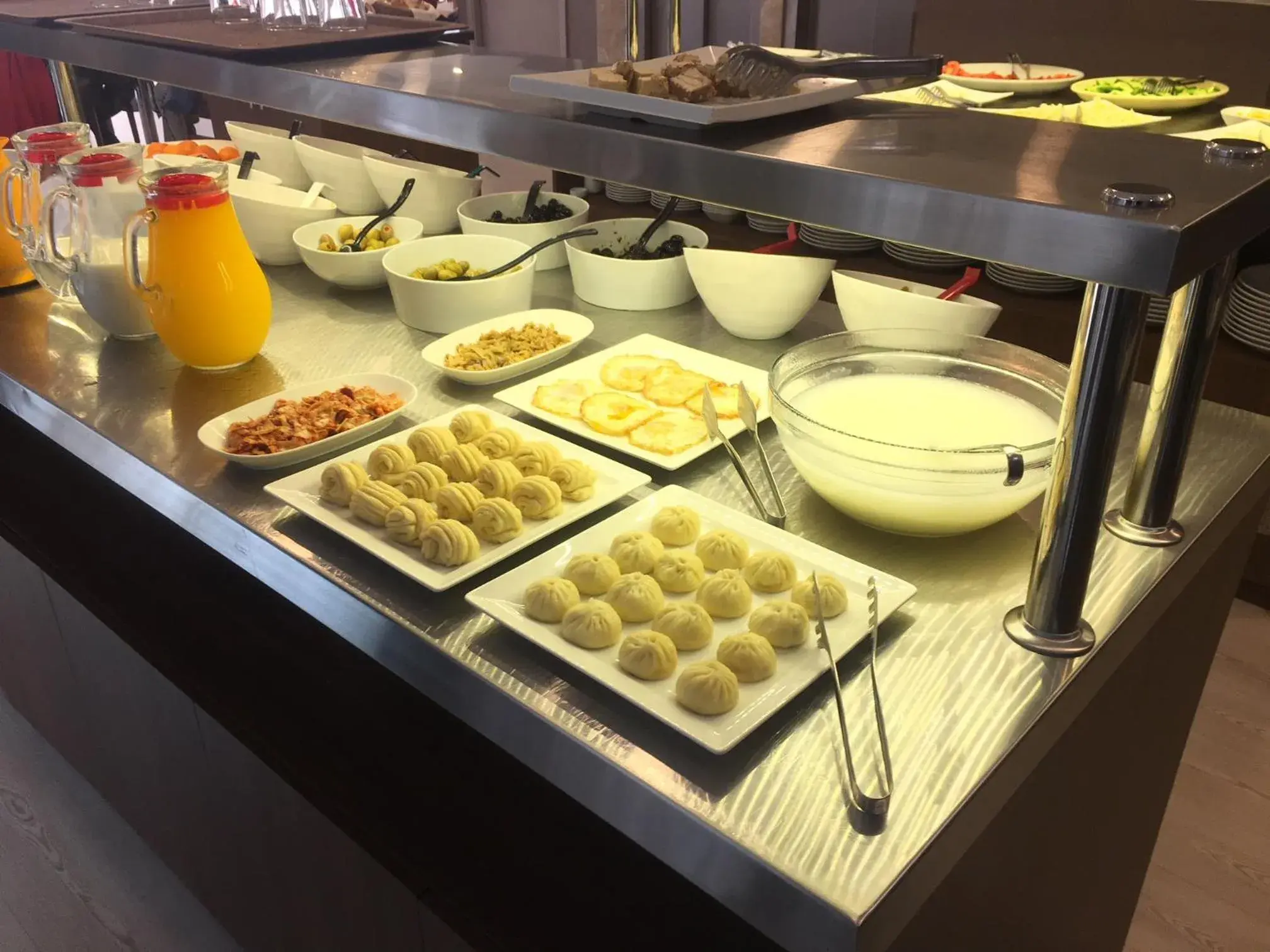 Asian breakfast in Regard Hotel