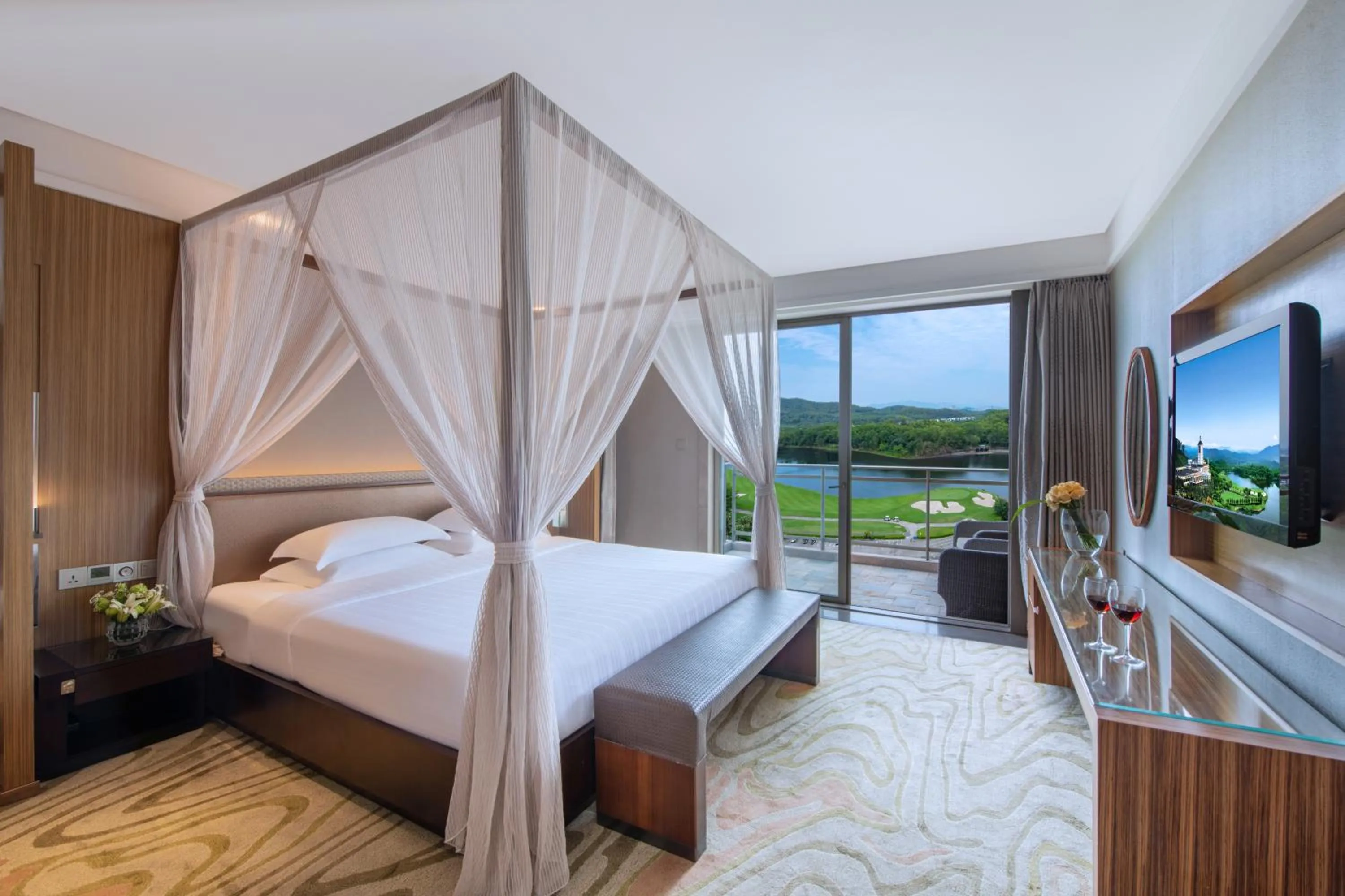 Bed in Mission Hills Hotel Resorts Dongguan