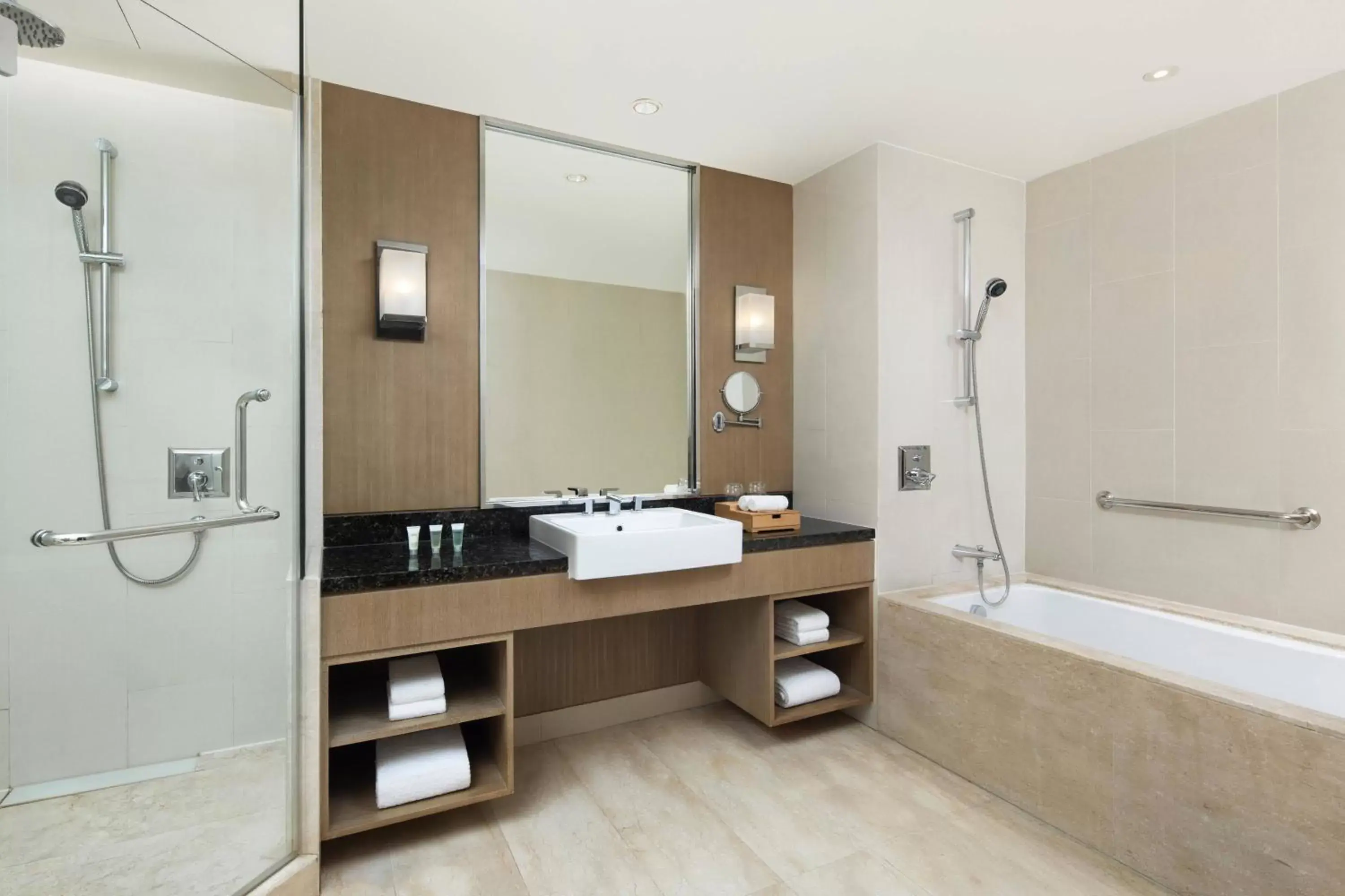 Bathroom in Courtyard by Marriott Kunshan