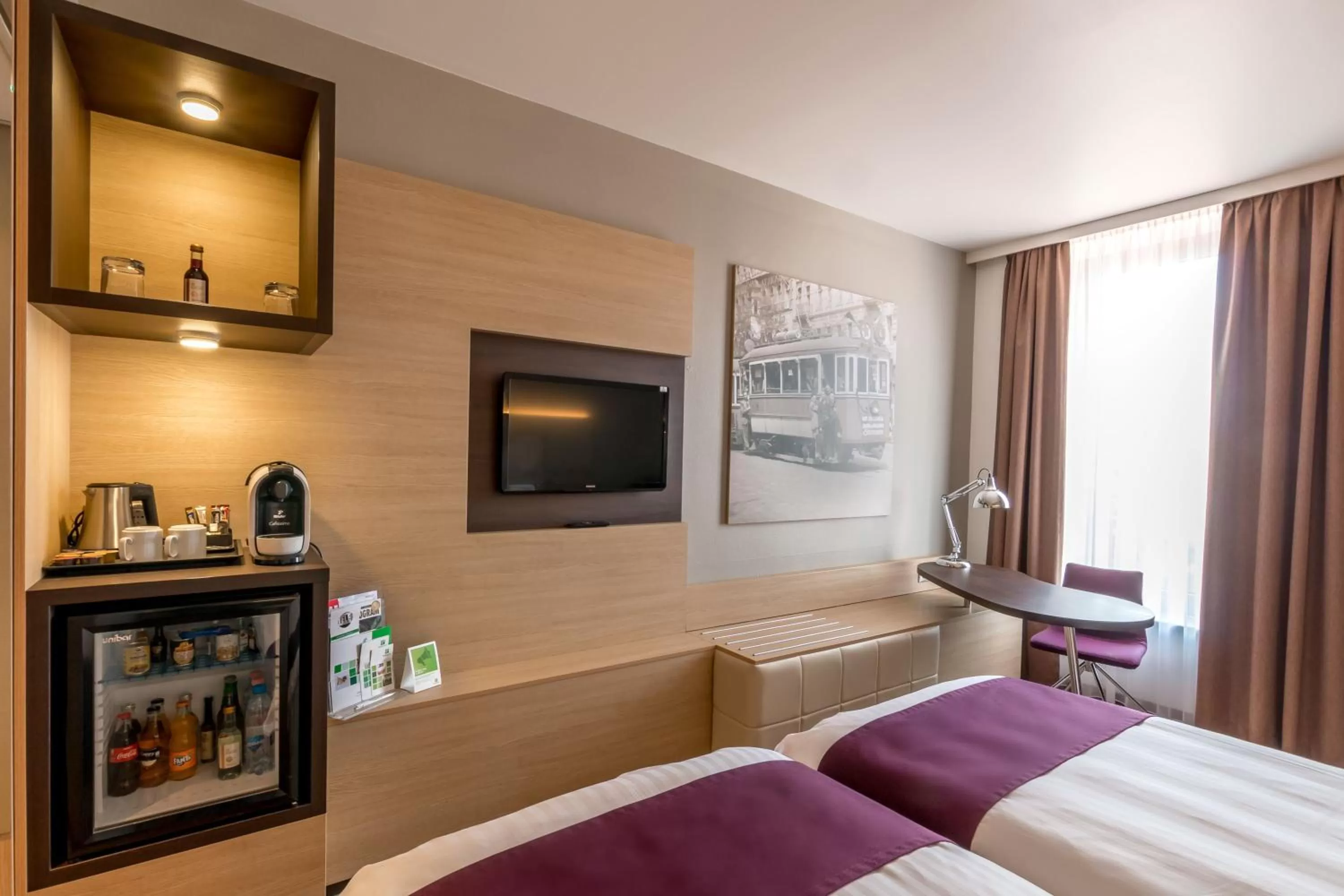 Photo of the whole room, Bed in Holiday Inn Budapest-Budaörs by IHG