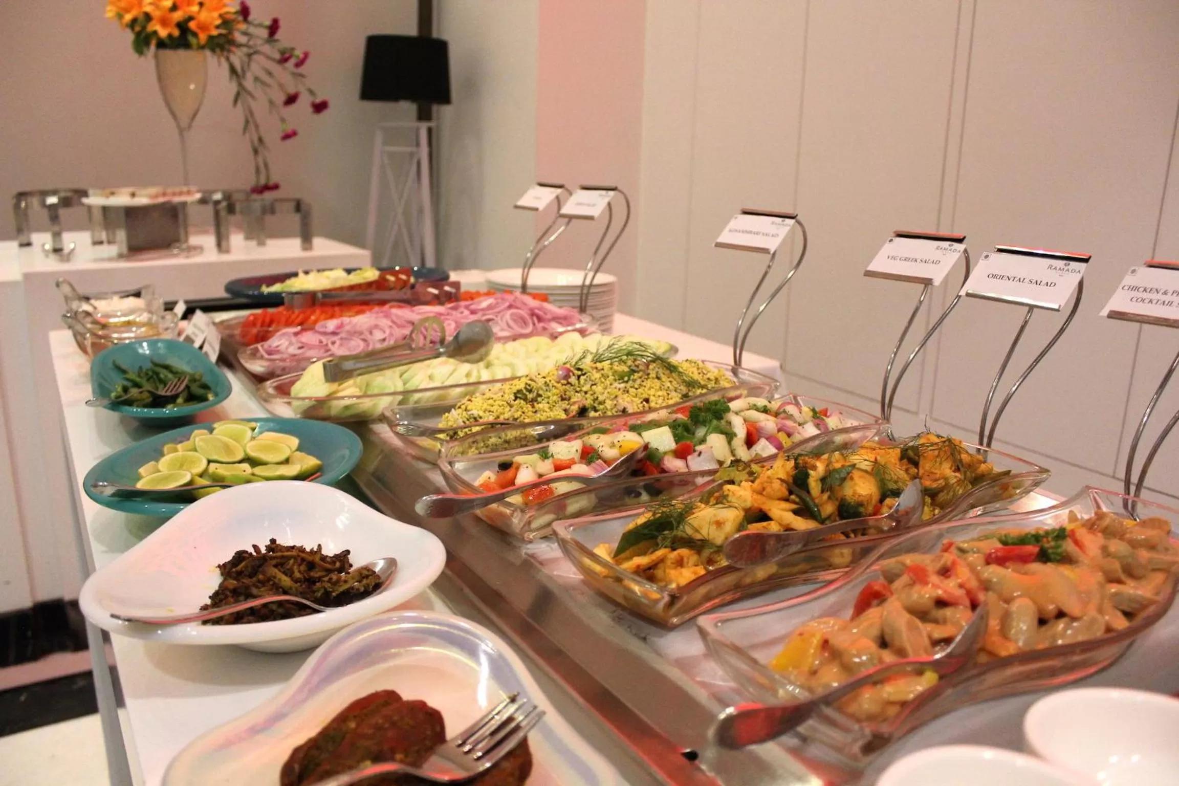 Food in Saura Hotel, Agra - A Club Mahindra Associate