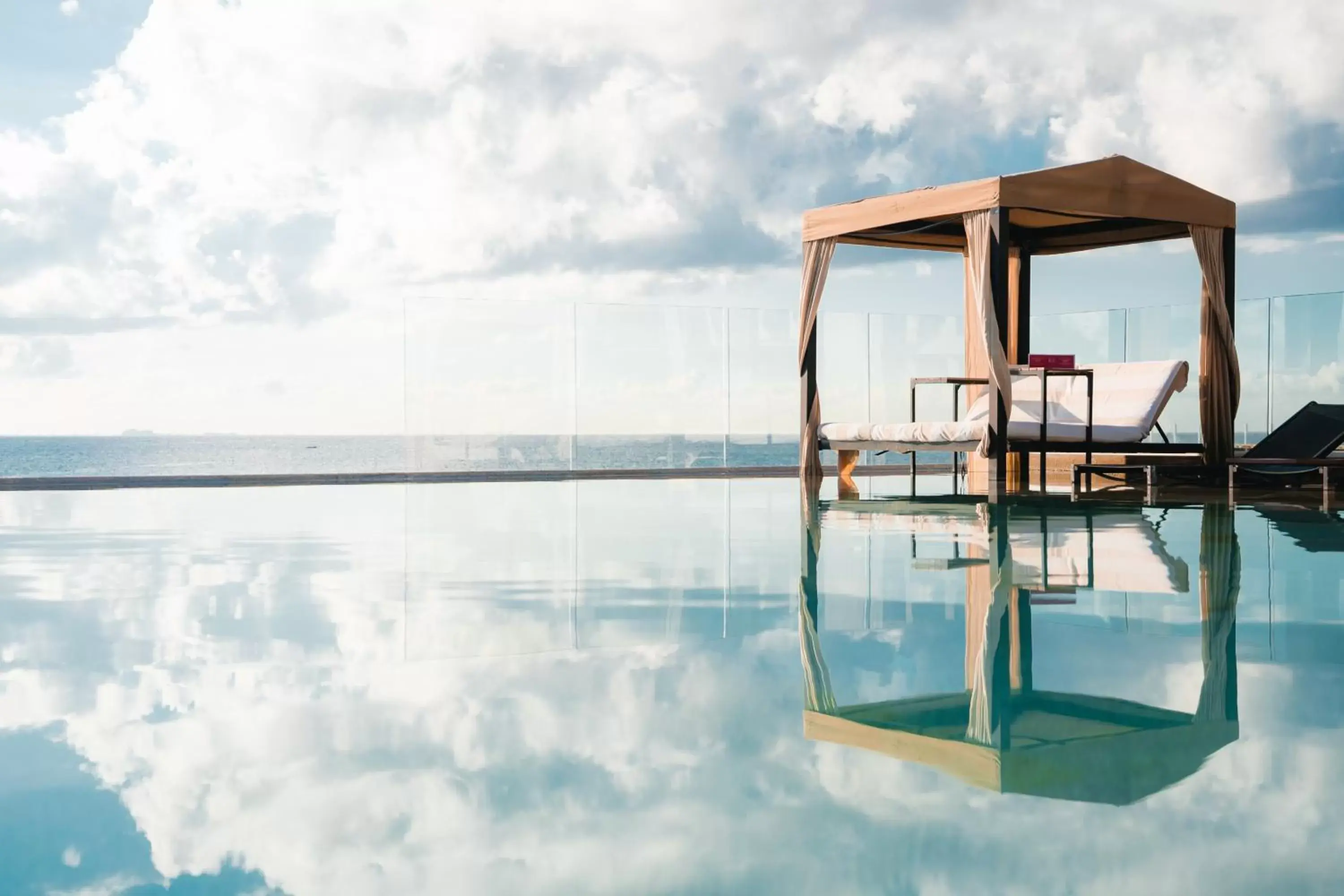 Swimming Pool in Grand Hyatt Playa del Carmen Resort