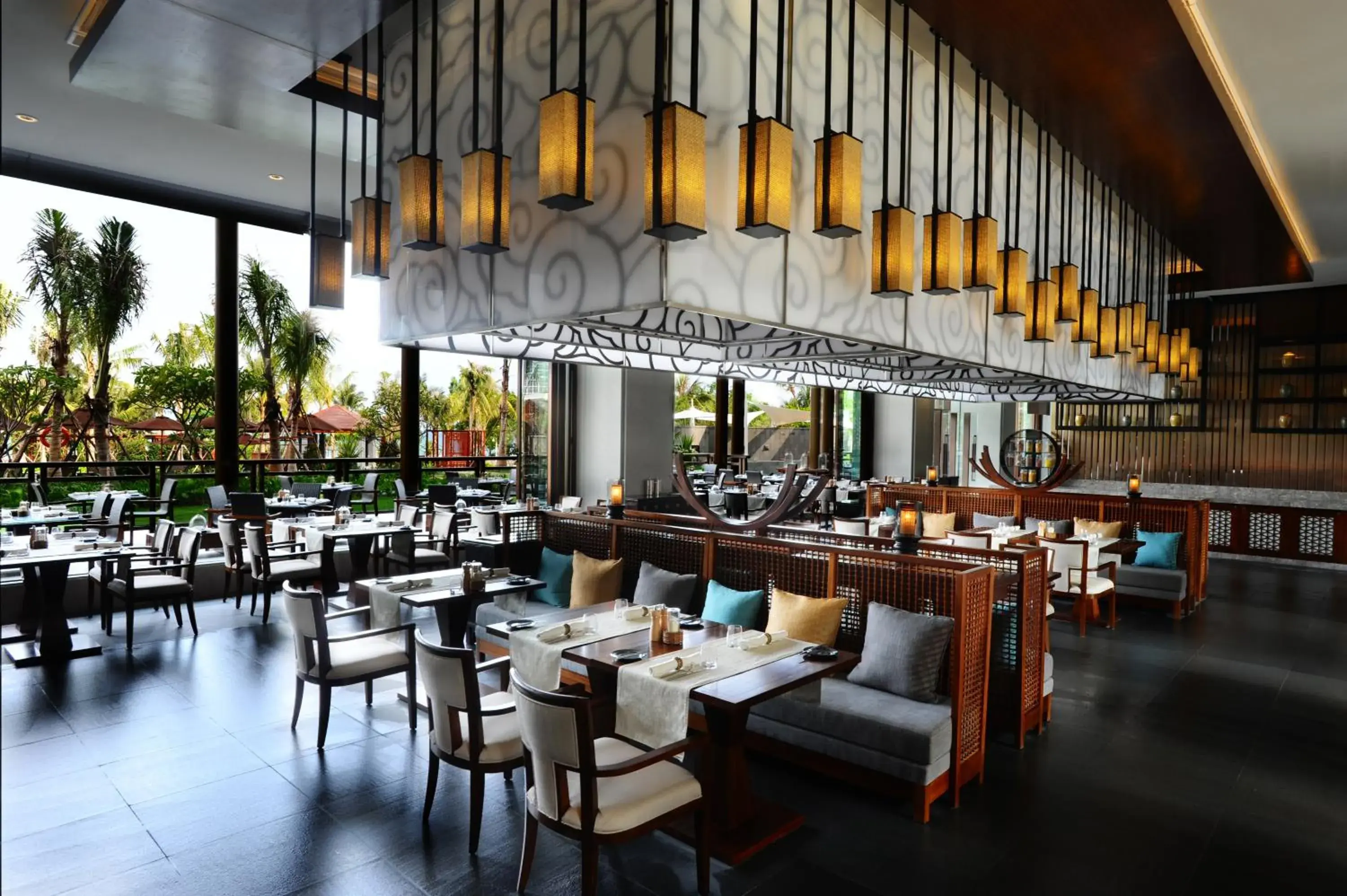 Restaurant/Places to Eat in LUHUITOU Sanya Resort