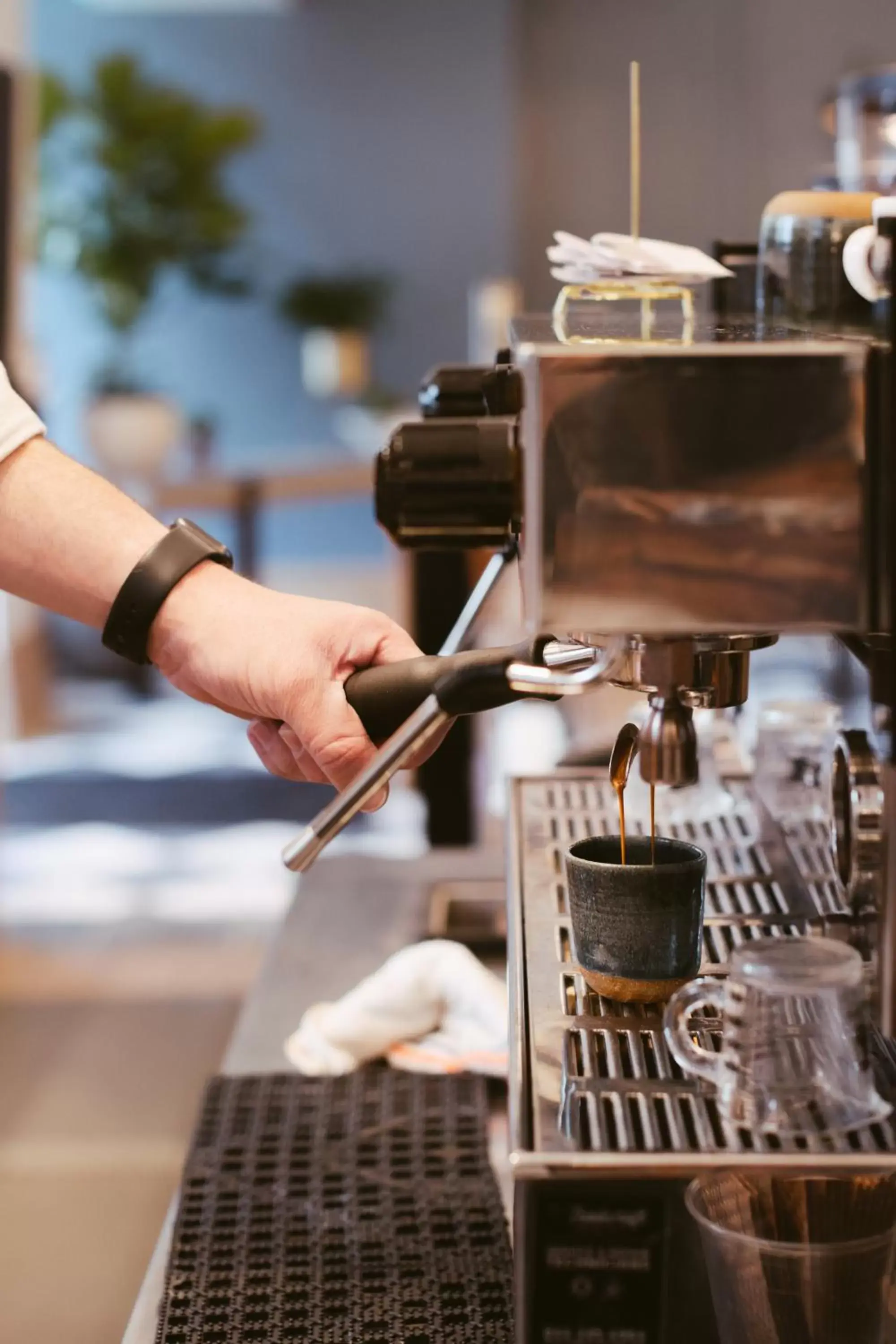 Coffee/tea facilities in Clayton Hotel & Members Club