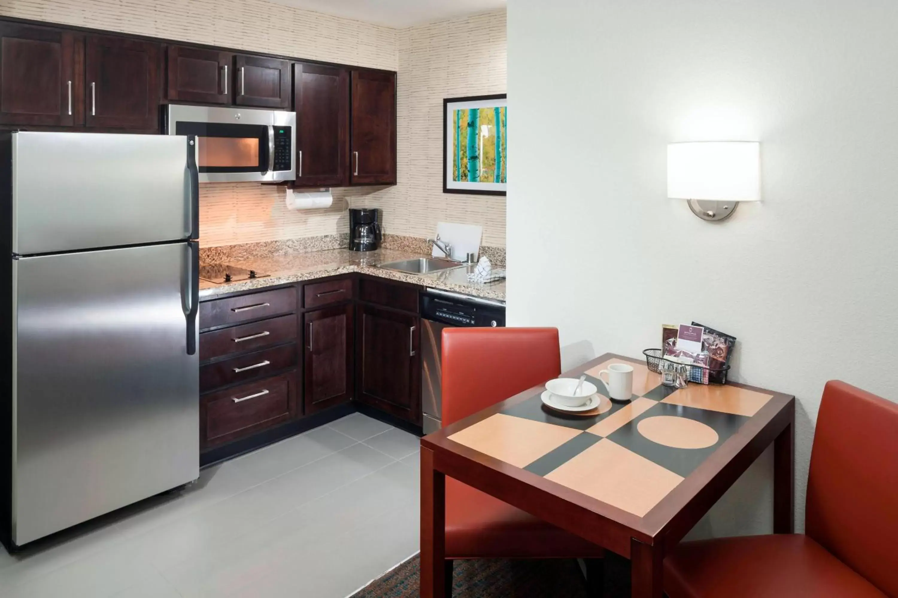 Bedroom, Kitchen/Kitchenette in Residence Inn Denver Highlands Ranch