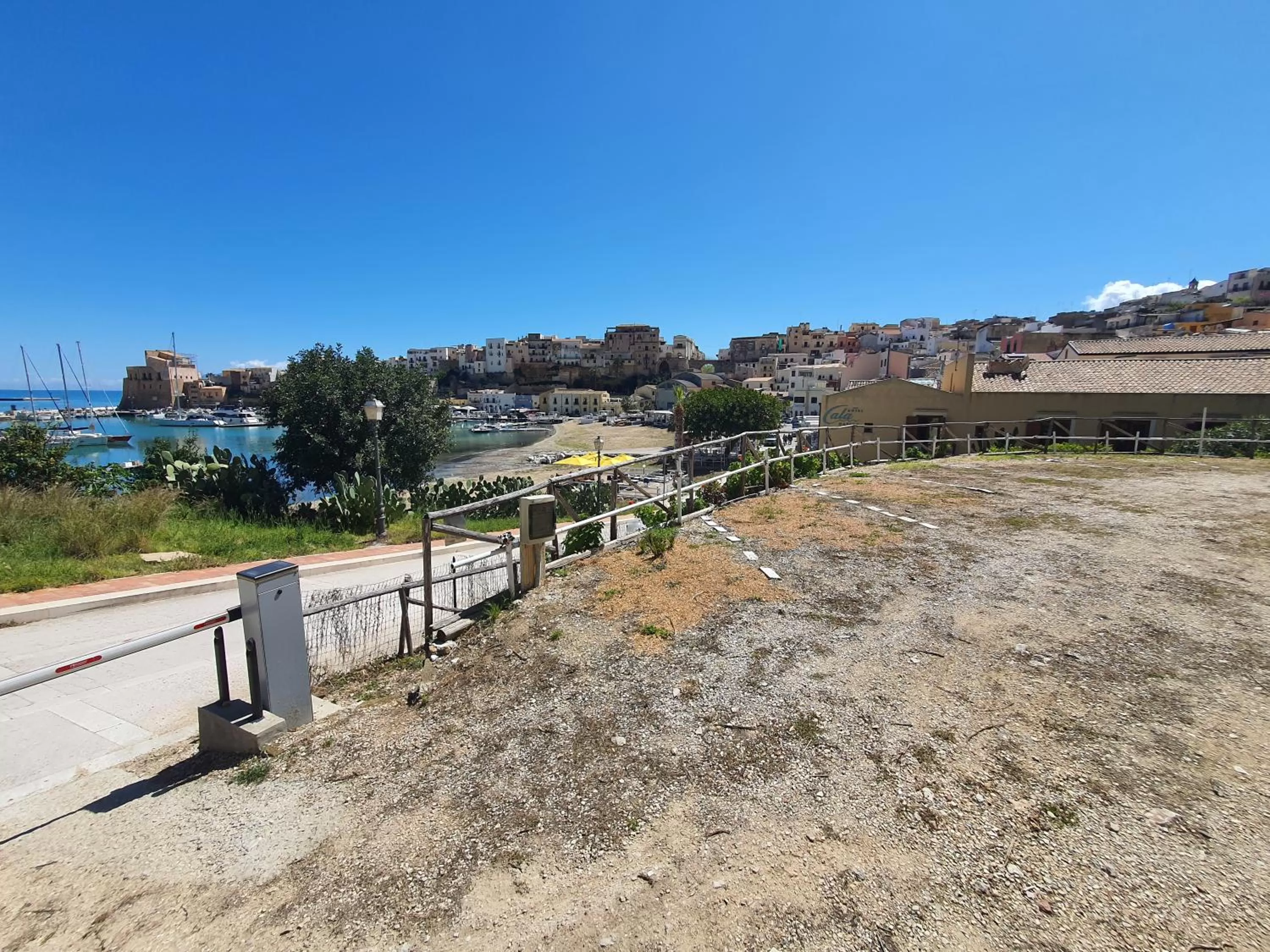 Parking in Hotel Cala Marina