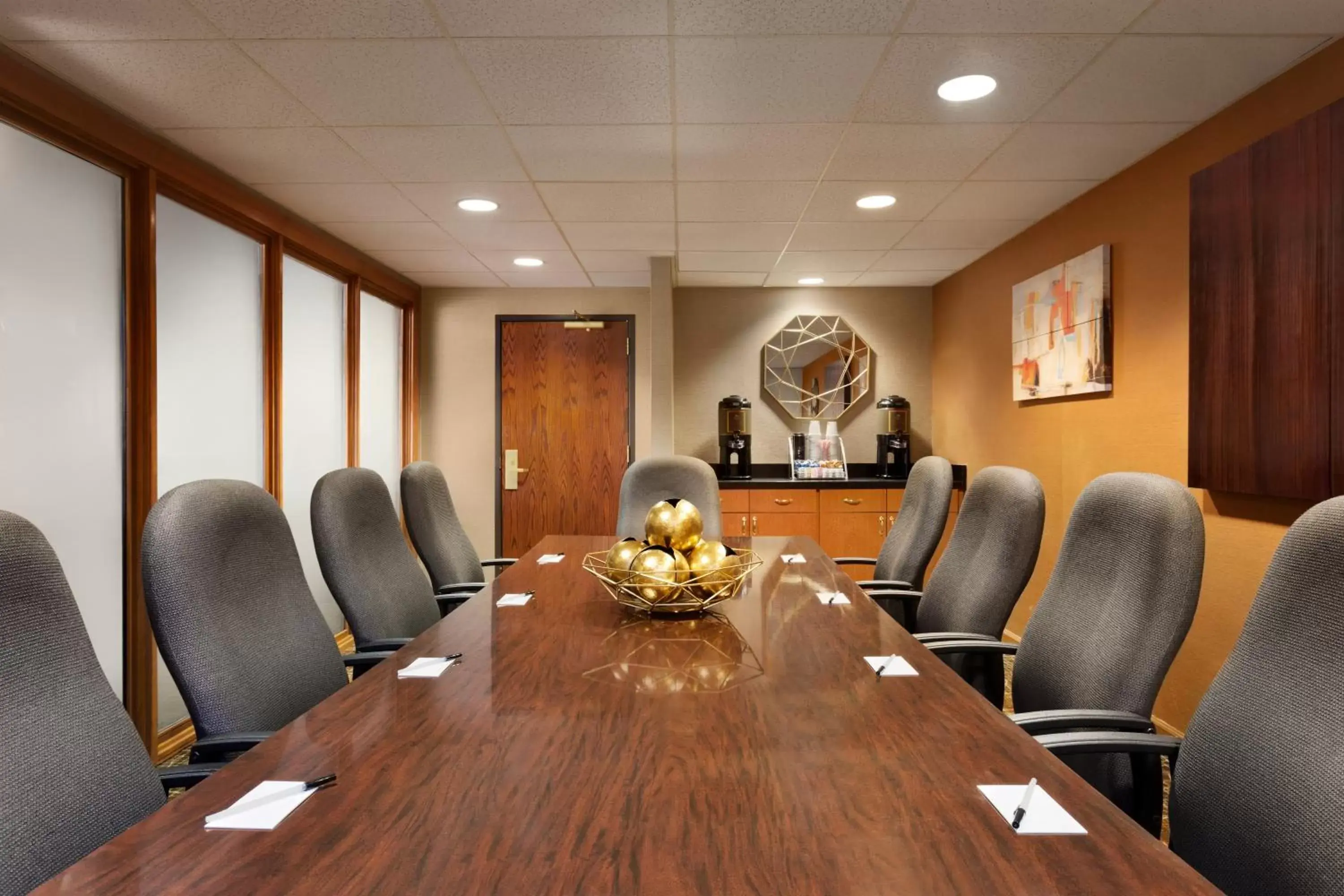 Meeting/conference room in Country Inn & Suites by Radisson, Wolfchase-Memphis, TN