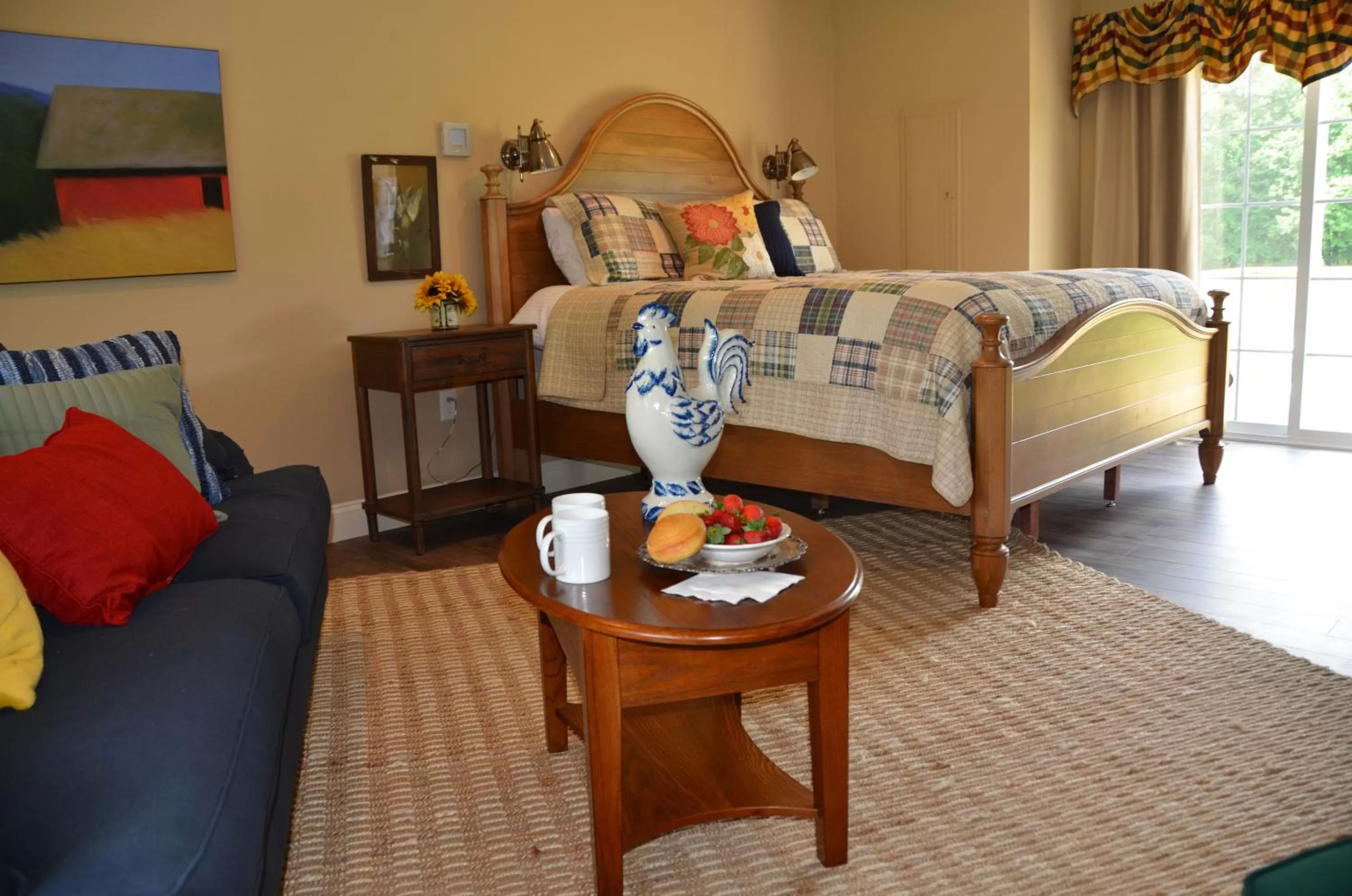 Bed in Inn at Huntingfield Creek